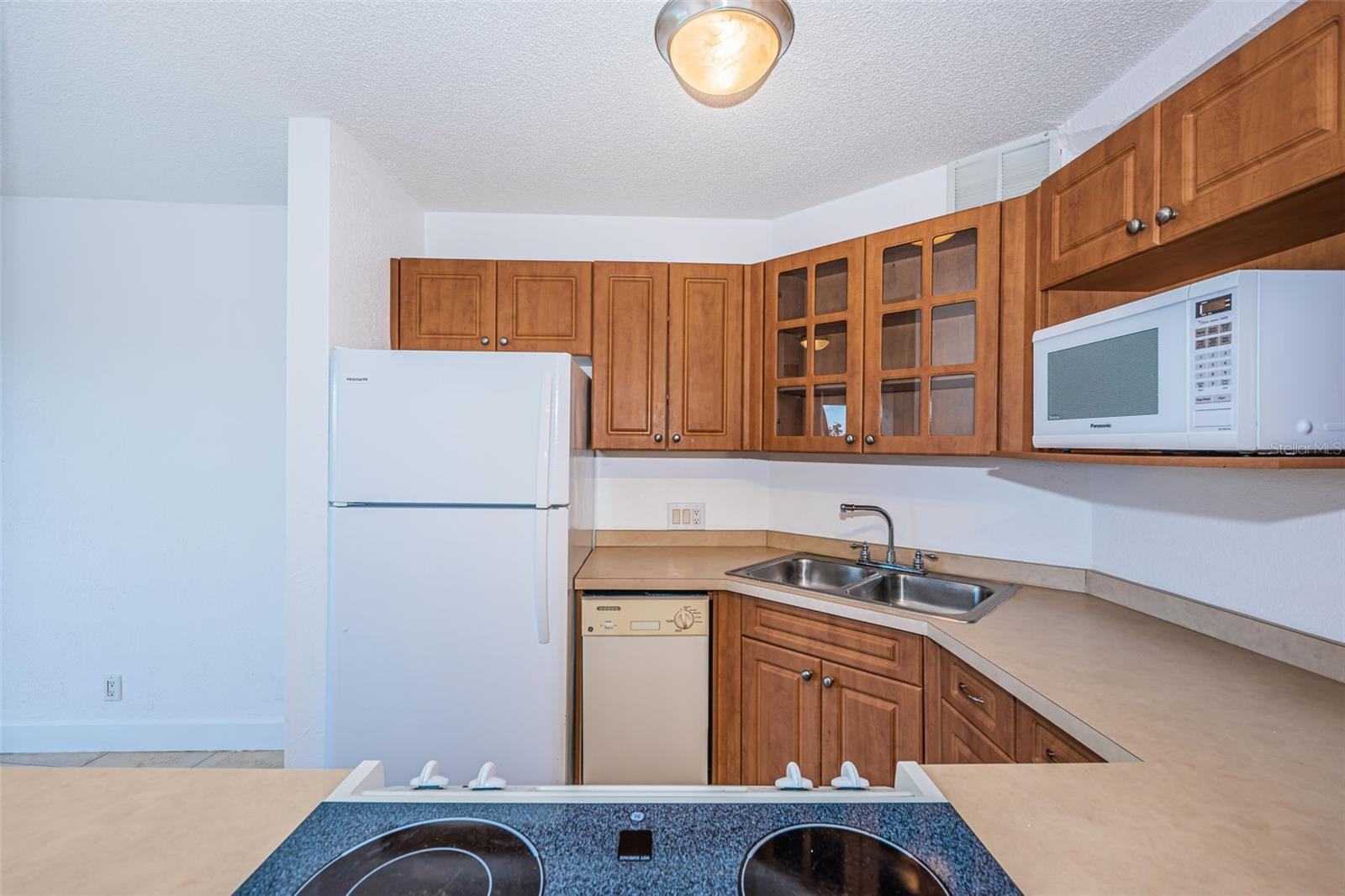 TB8379377 Property Photo