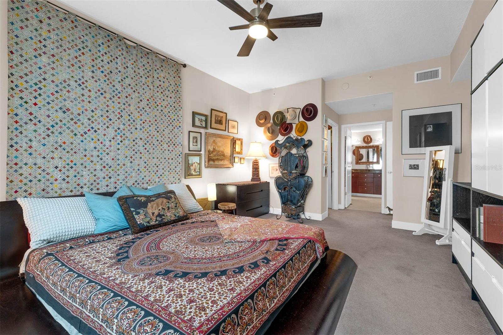 100 S EOLA DR #1005, ORLANDO, FL, 32801