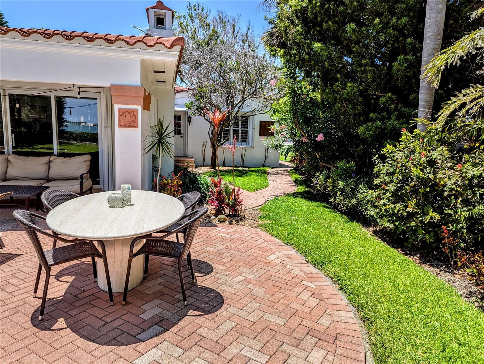 173 BATH CLUB BLVD N, NORTH REDINGTON BEACH, FL, 33708