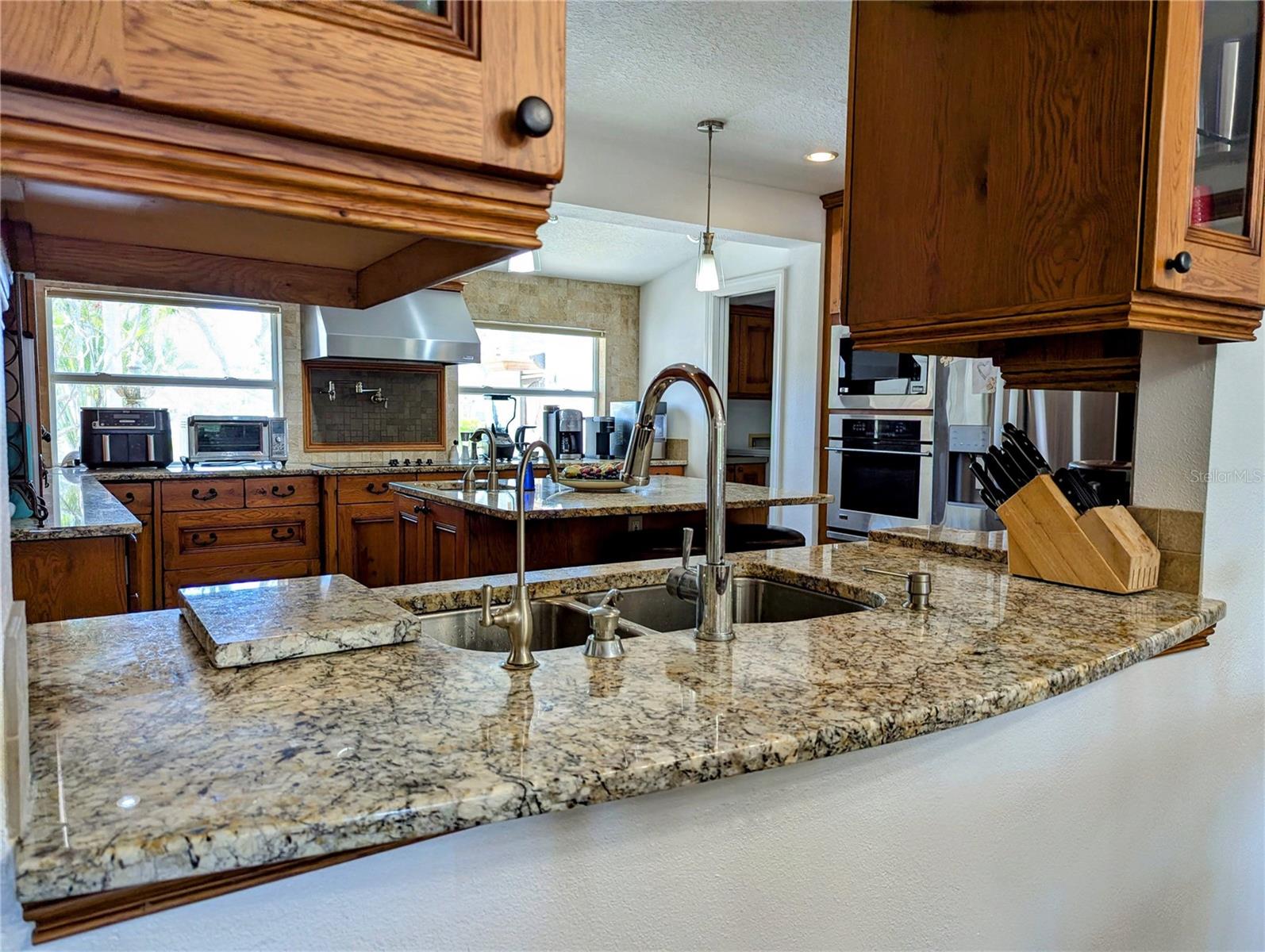 173 BATH CLUB BLVD N, NORTH REDINGTON BEACH, FL, 33708