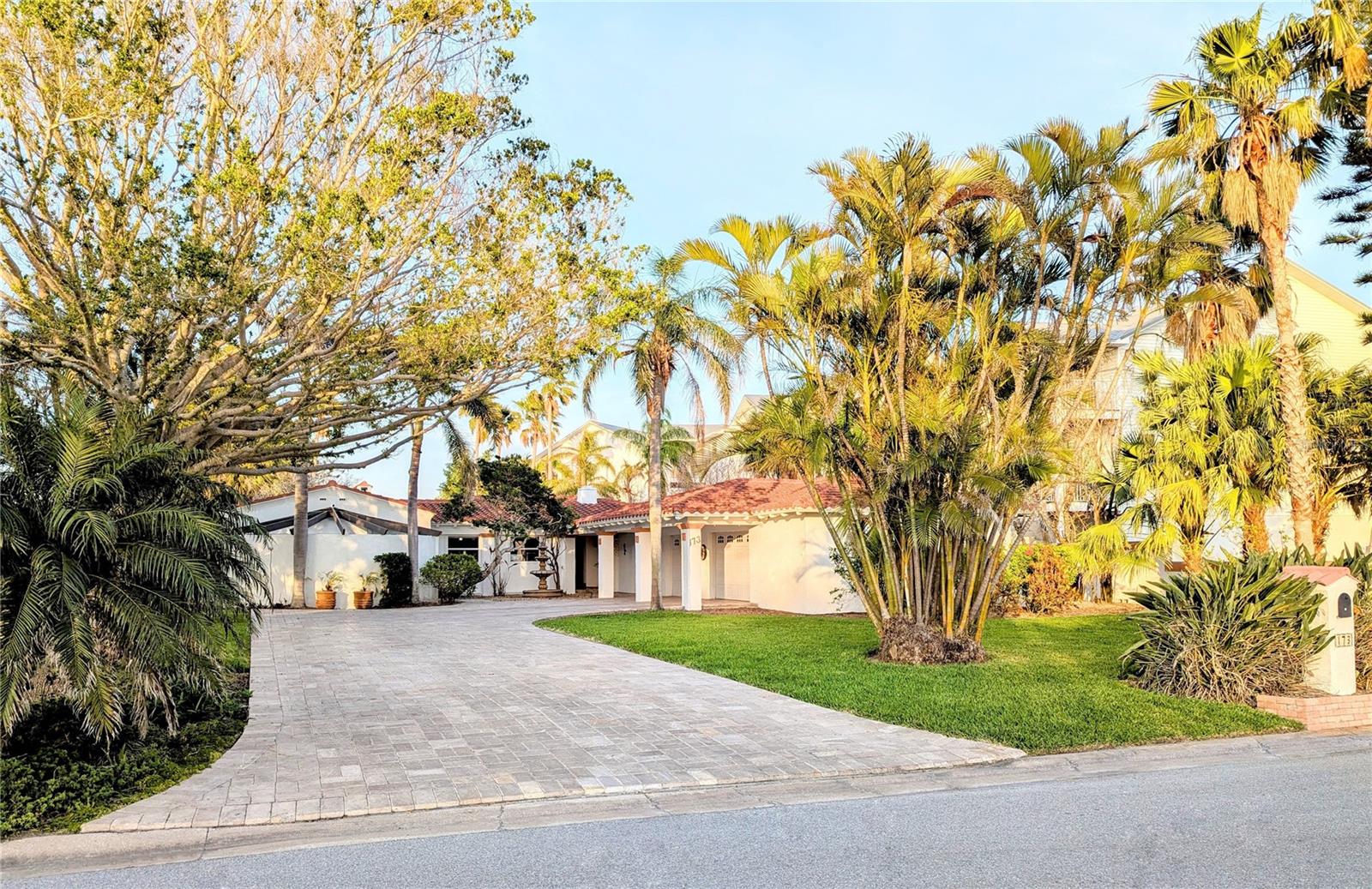 173 BATH CLUB BLVD N, NORTH REDINGTON BEACH, FL, 33708