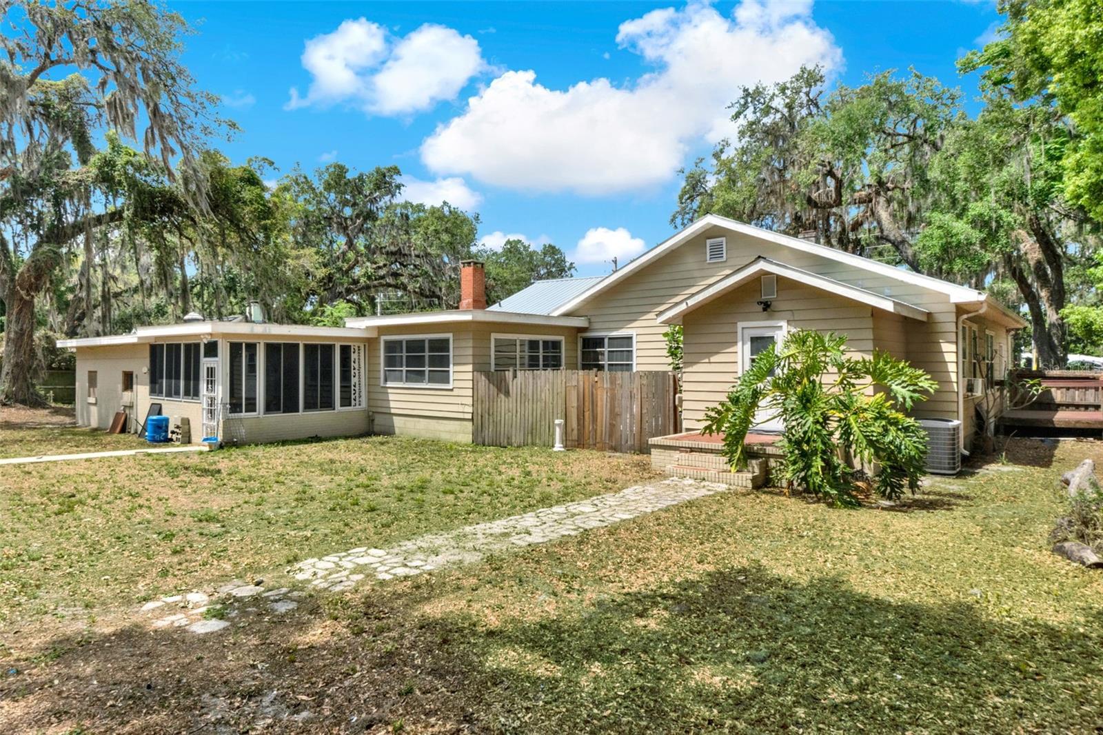 506 PERKINS ST, LEESBURG, FL, 34748