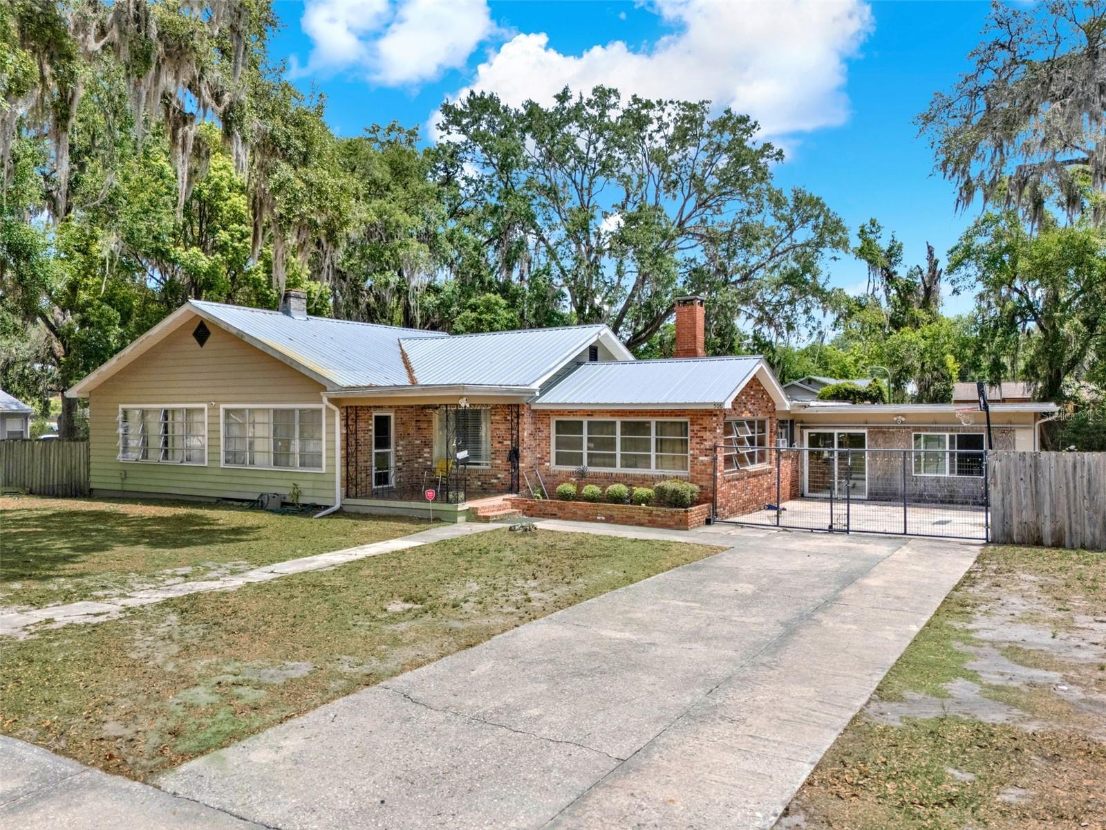 506 PERKINS ST, LEESBURG, FL, 34748
