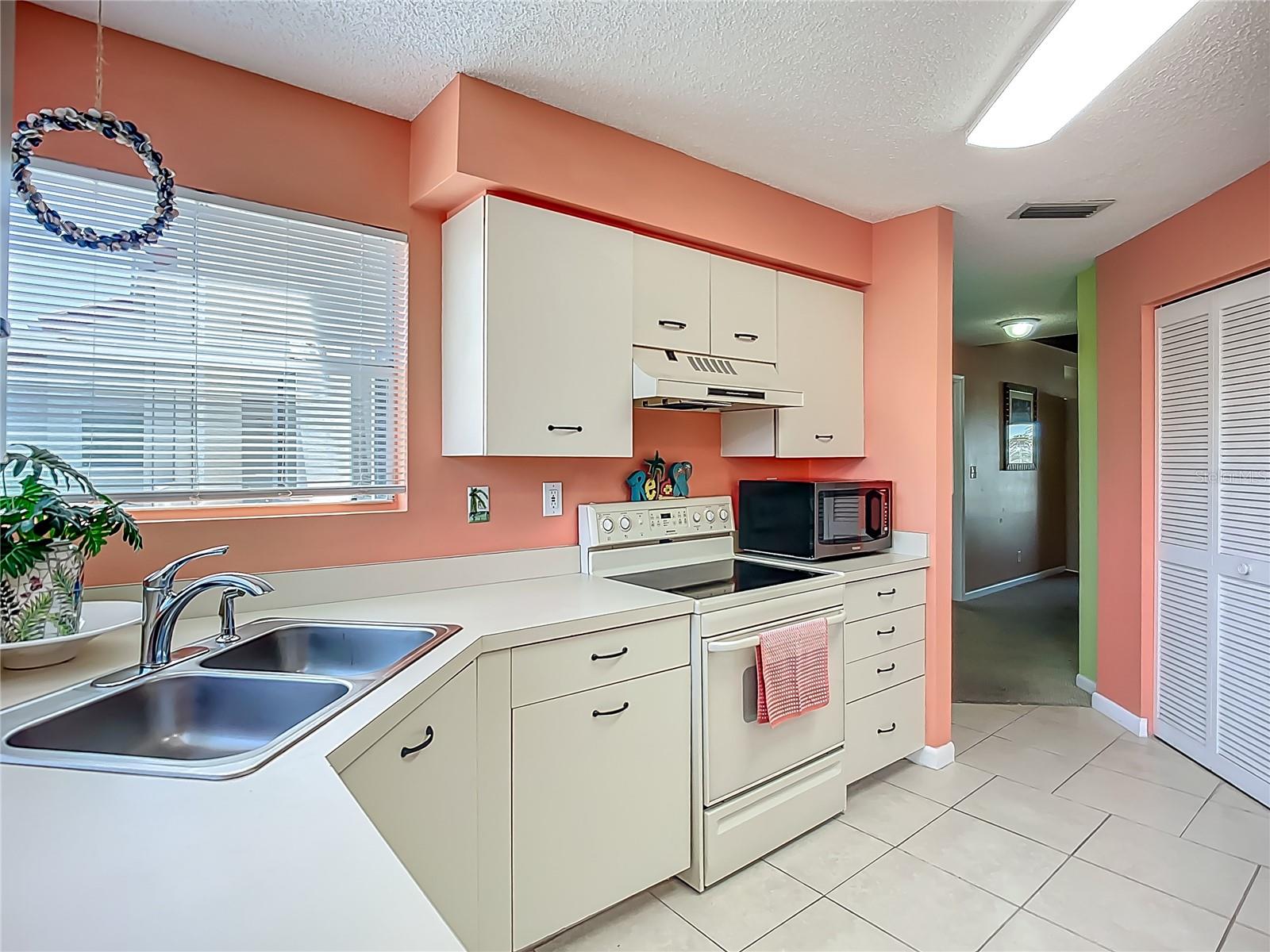 6059 BAHIA DEL MAR BLVD #235, ST PETERSBURG, FL, 33715