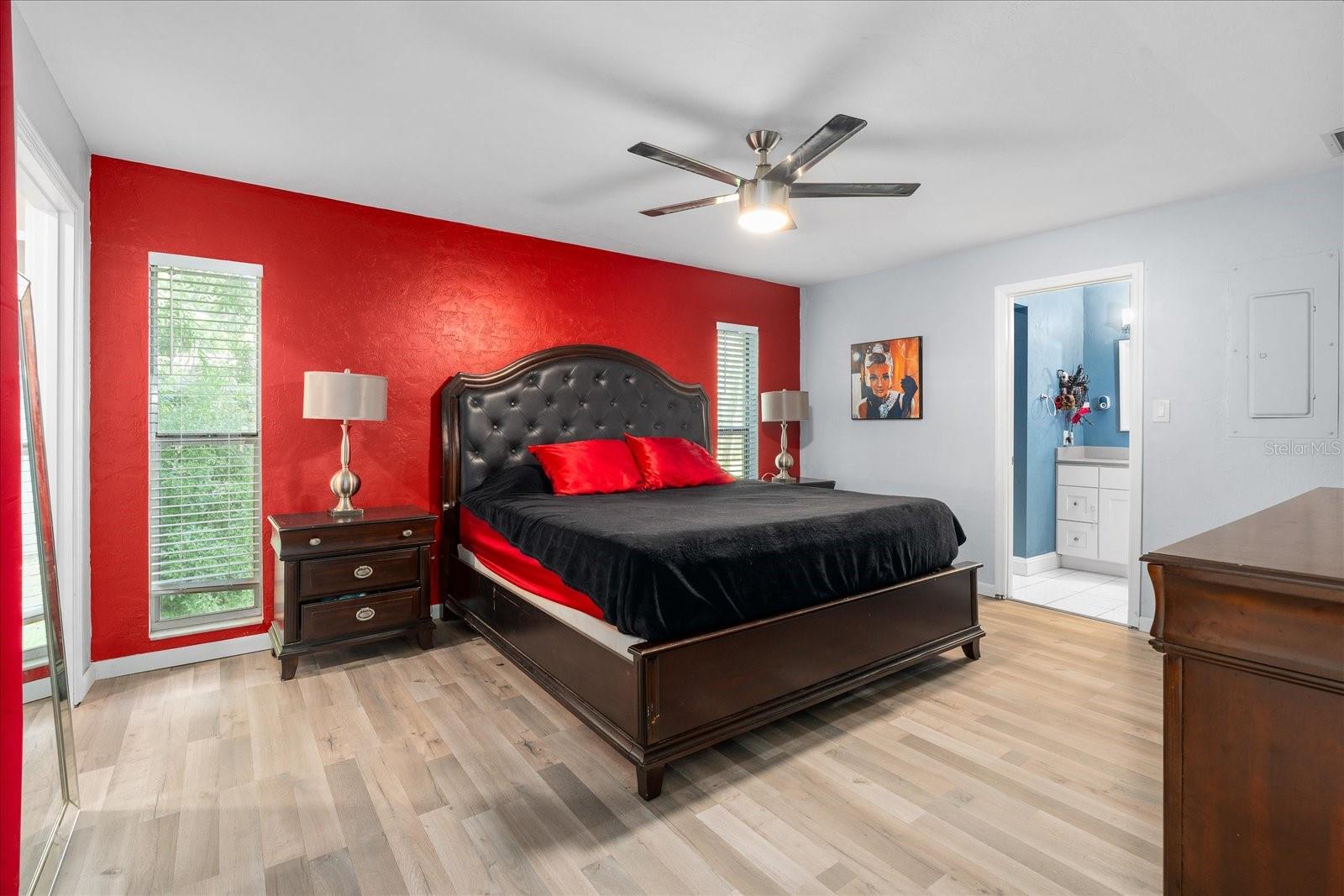 424 NW 101ST ST E, GAINESVILLE, FL, 32607