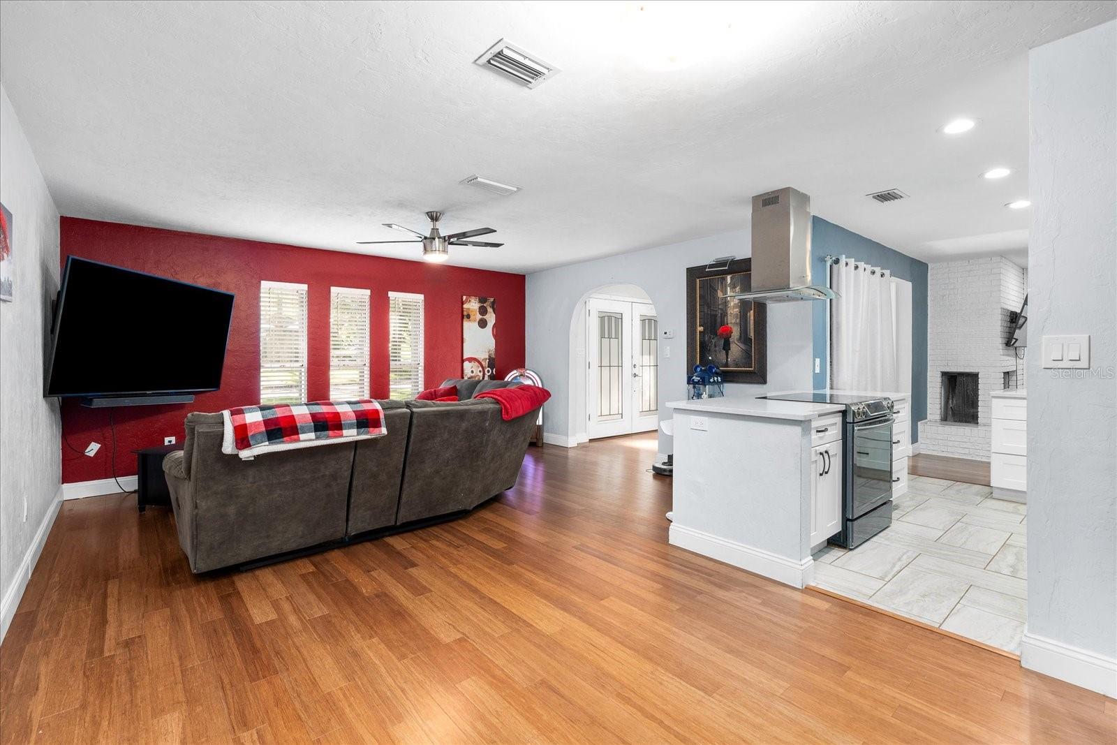 424 NW 101ST ST E, GAINESVILLE, FL, 32607