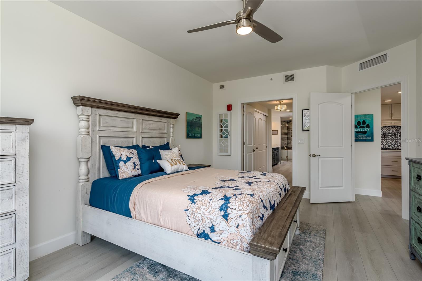 231 2ND ST S #201, SAFETY HARBOR, FL, 34695