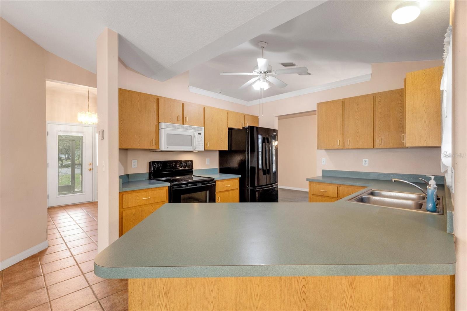 835 70TH DR E, SARASOTA, FL, 34243