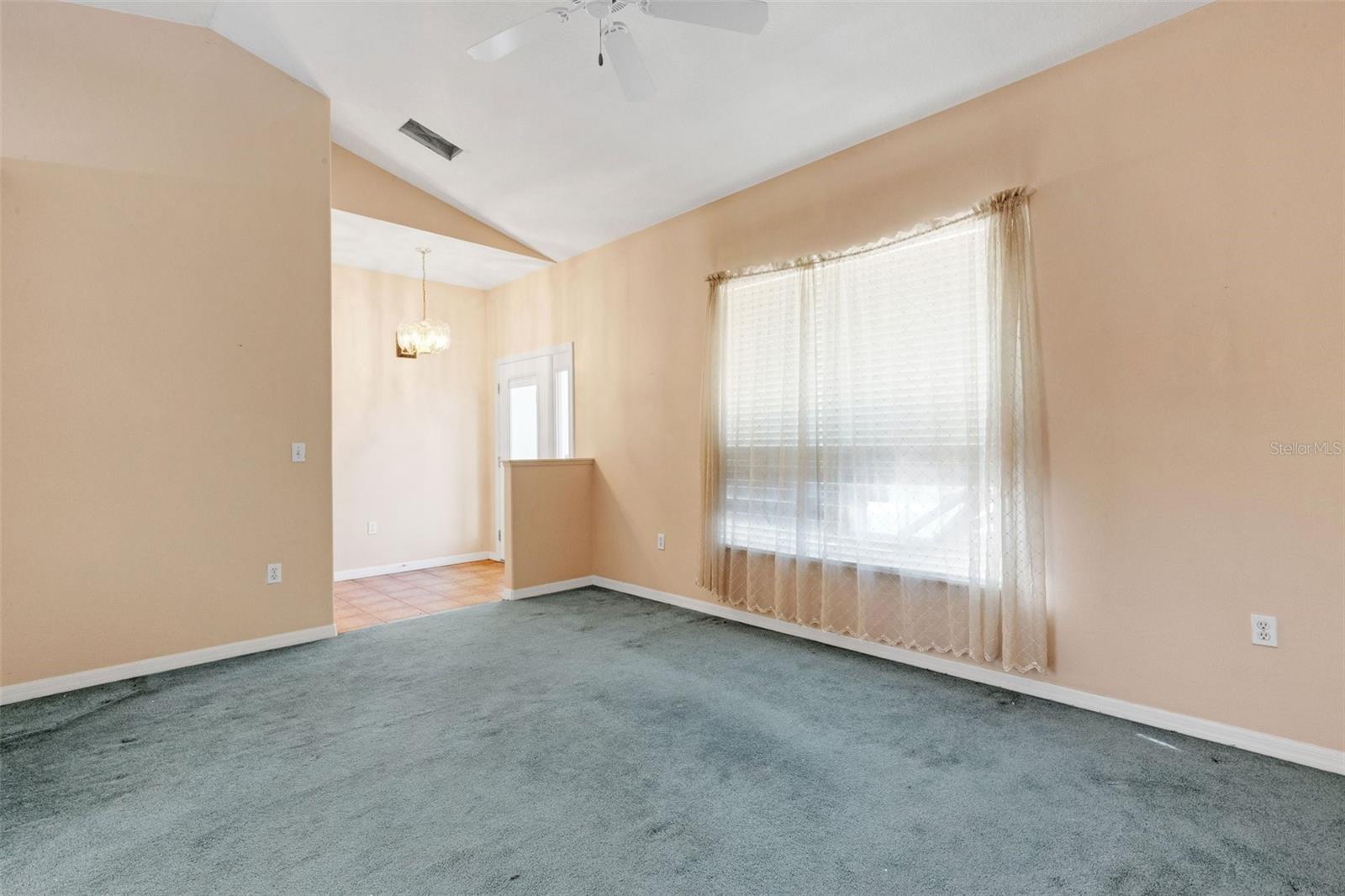 835 70TH DR E, SARASOTA, FL, 34243