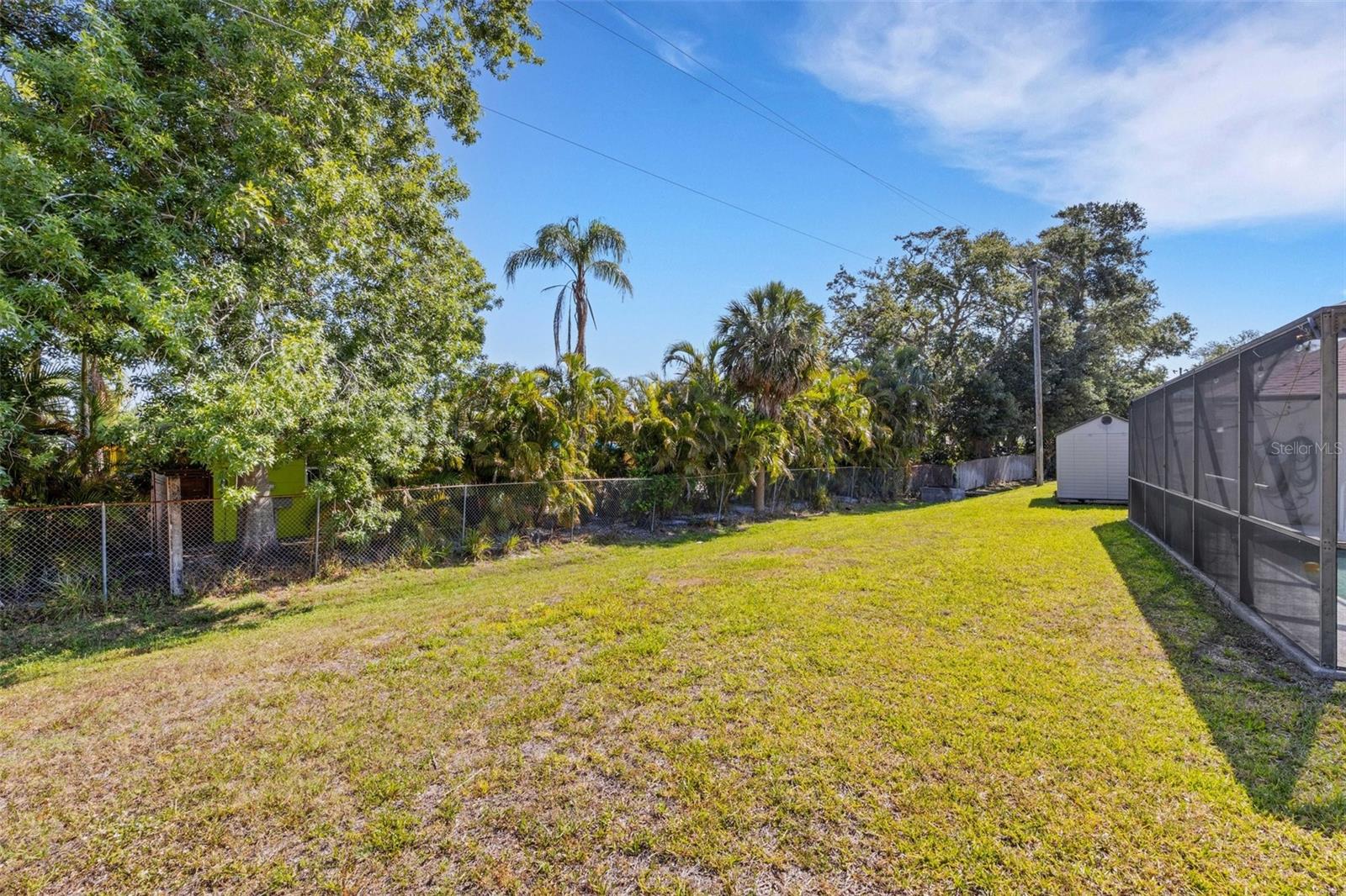 835 70TH DR E, SARASOTA, FL, 34243