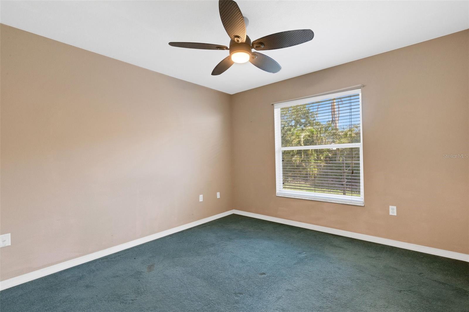 835 70TH DR E, SARASOTA, FL, 34243