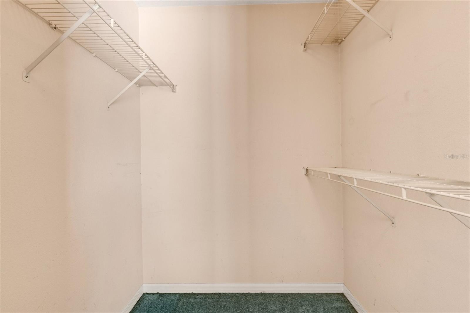 835 70TH DR E, SARASOTA, FL, 34243