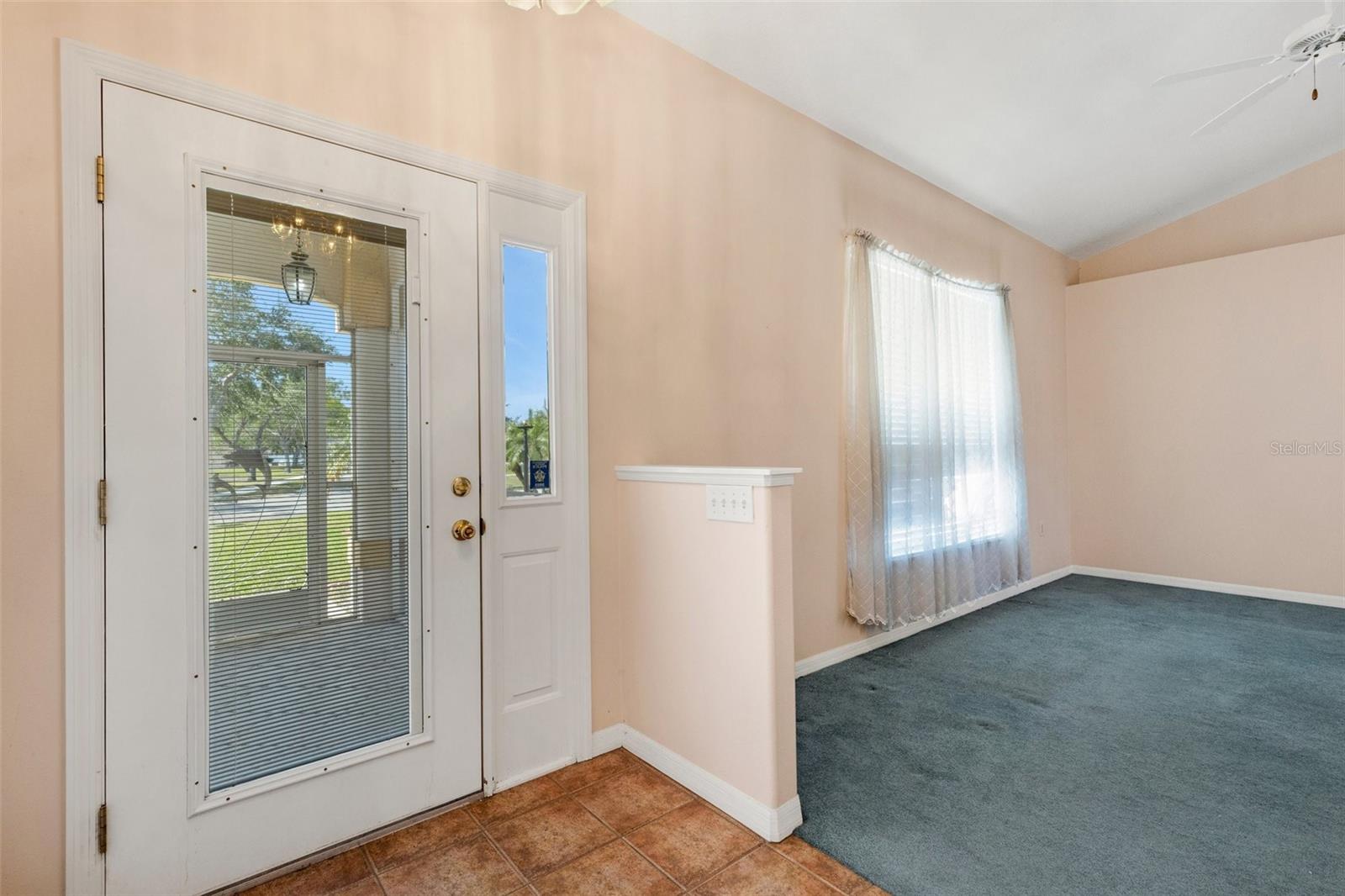 835 70TH DR E, SARASOTA, FL, 34243