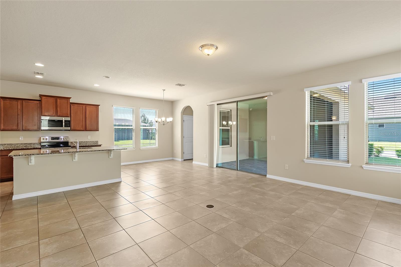 16043 PEBBLE BLUFF LOOP, WINTER GARDEN, FL, 34787