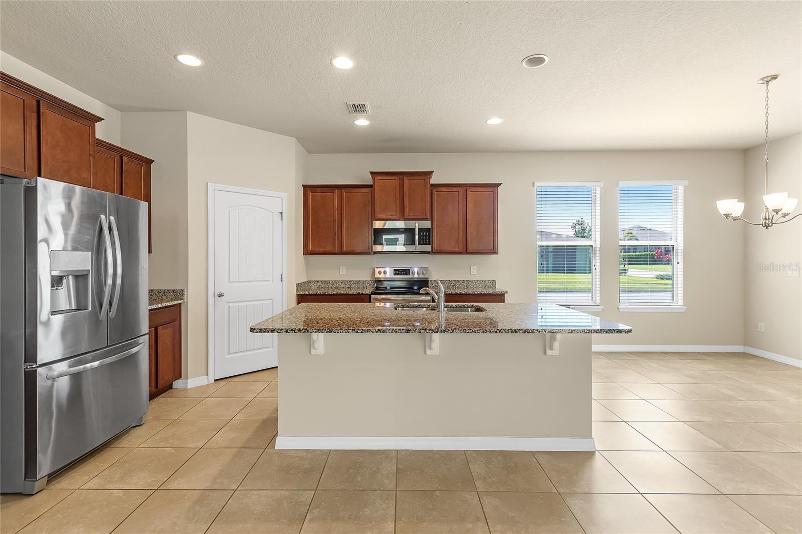 16043 PEBBLE BLUFF LOOP, WINTER GARDEN, FL, 34787