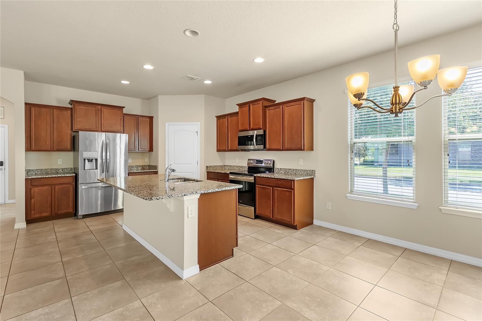 16043 PEBBLE BLUFF LOOP, WINTER GARDEN, FL, 34787