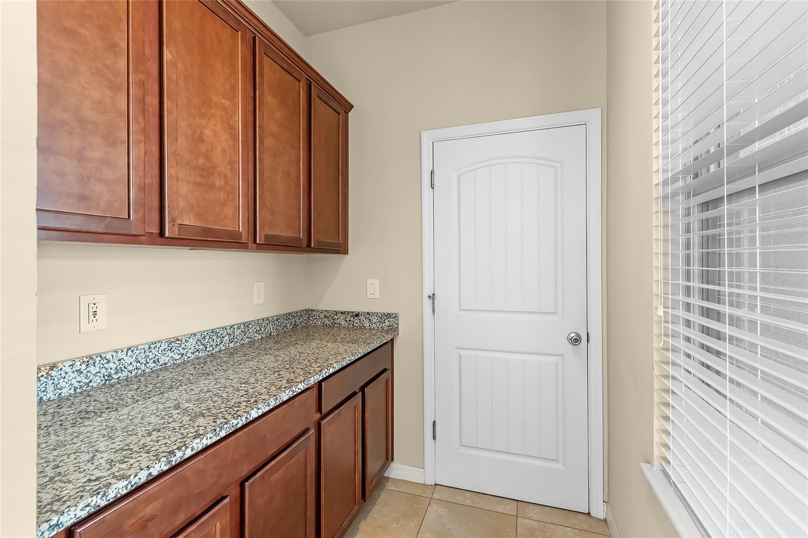 16043 PEBBLE BLUFF LOOP, WINTER GARDEN, FL, 34787