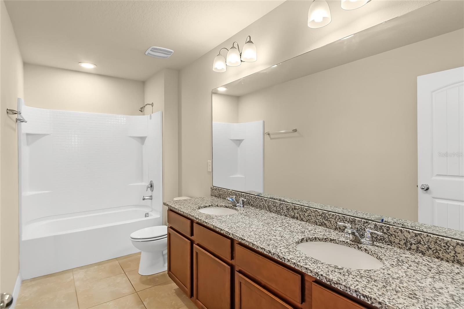 16043 PEBBLE BLUFF LOOP, WINTER GARDEN, FL, 34787