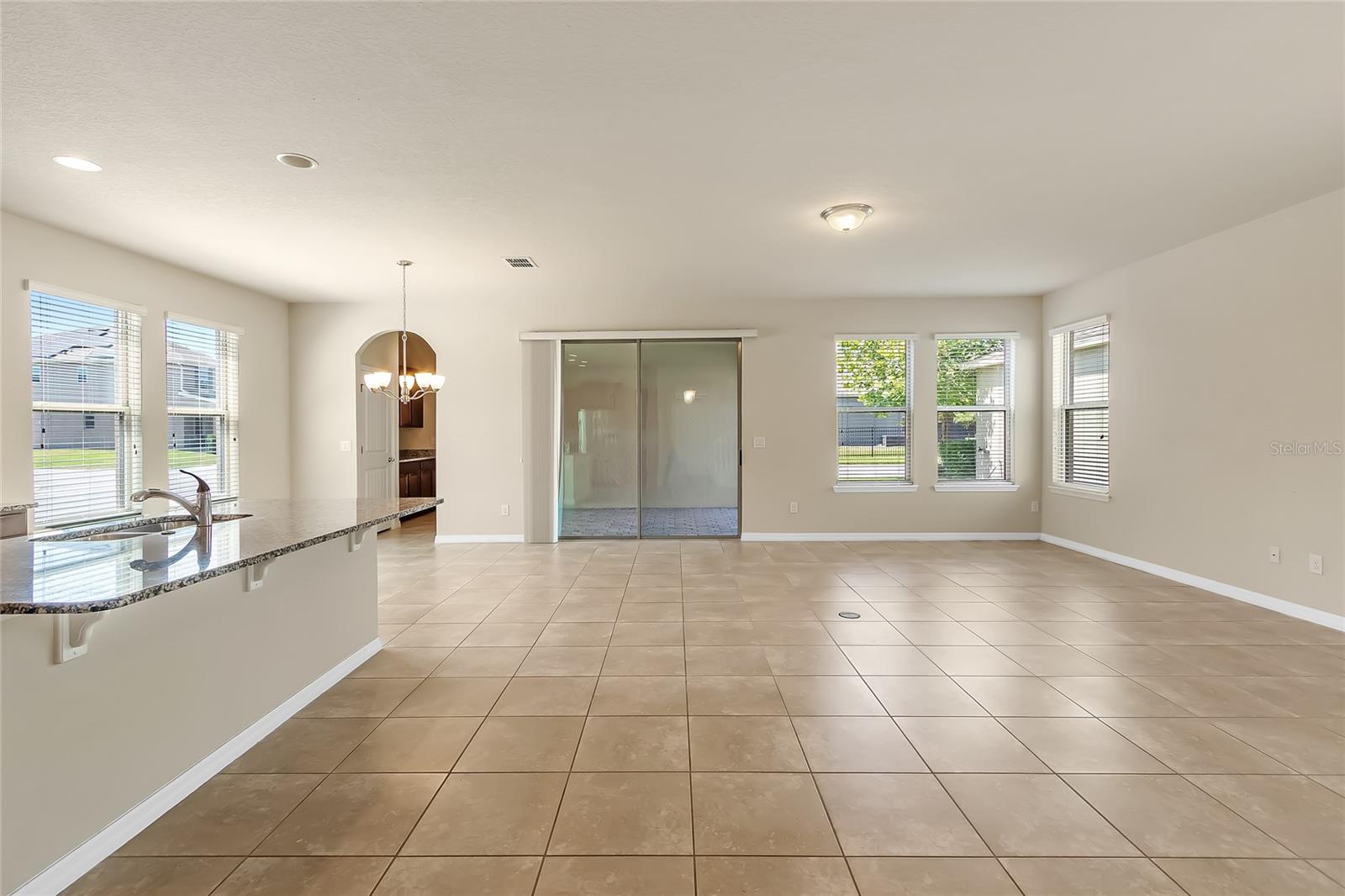 16043 PEBBLE BLUFF LOOP, WINTER GARDEN, FL, 34787