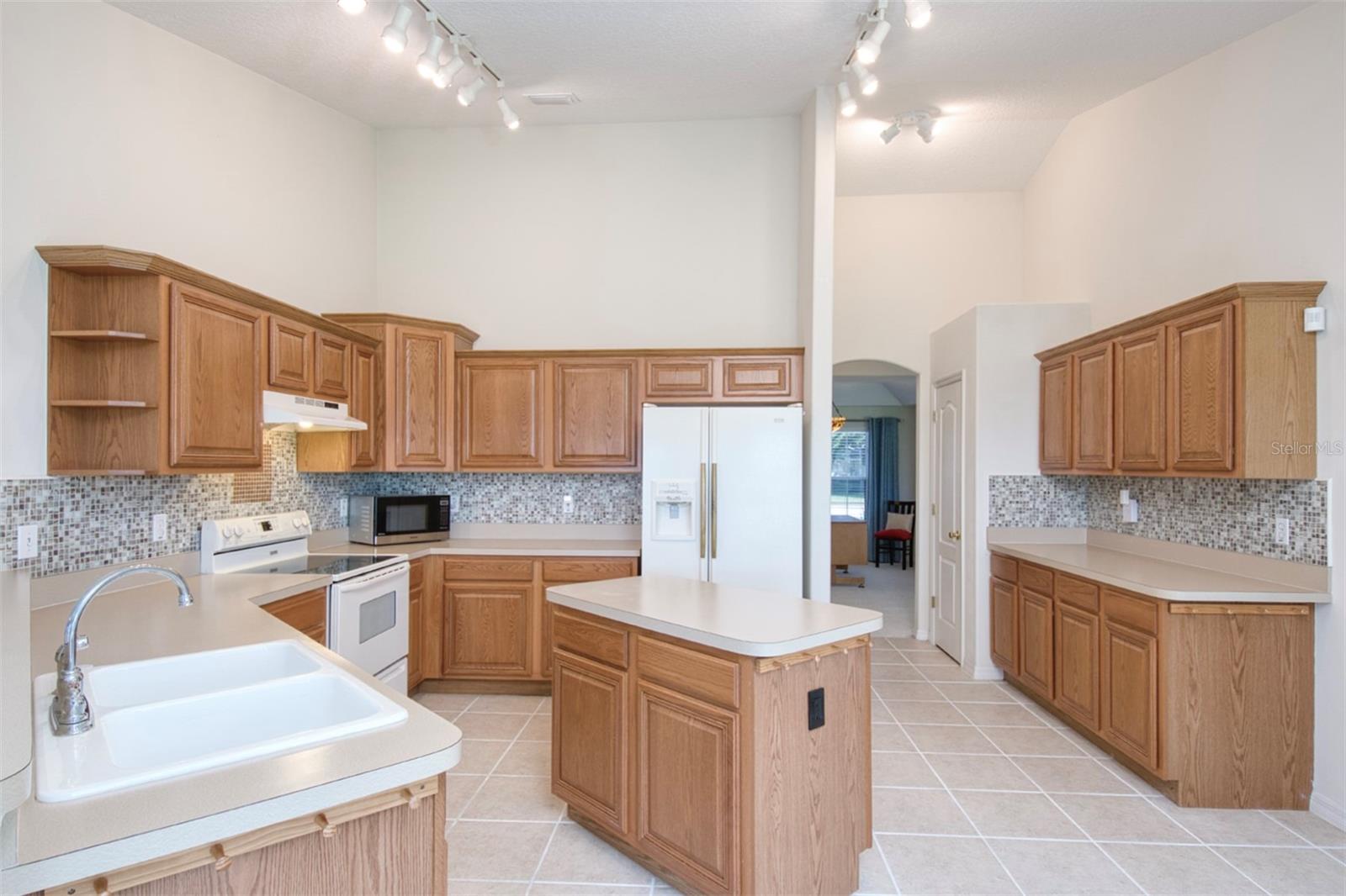 987 PRINCETON DR, CLERMONT, FL, 34711