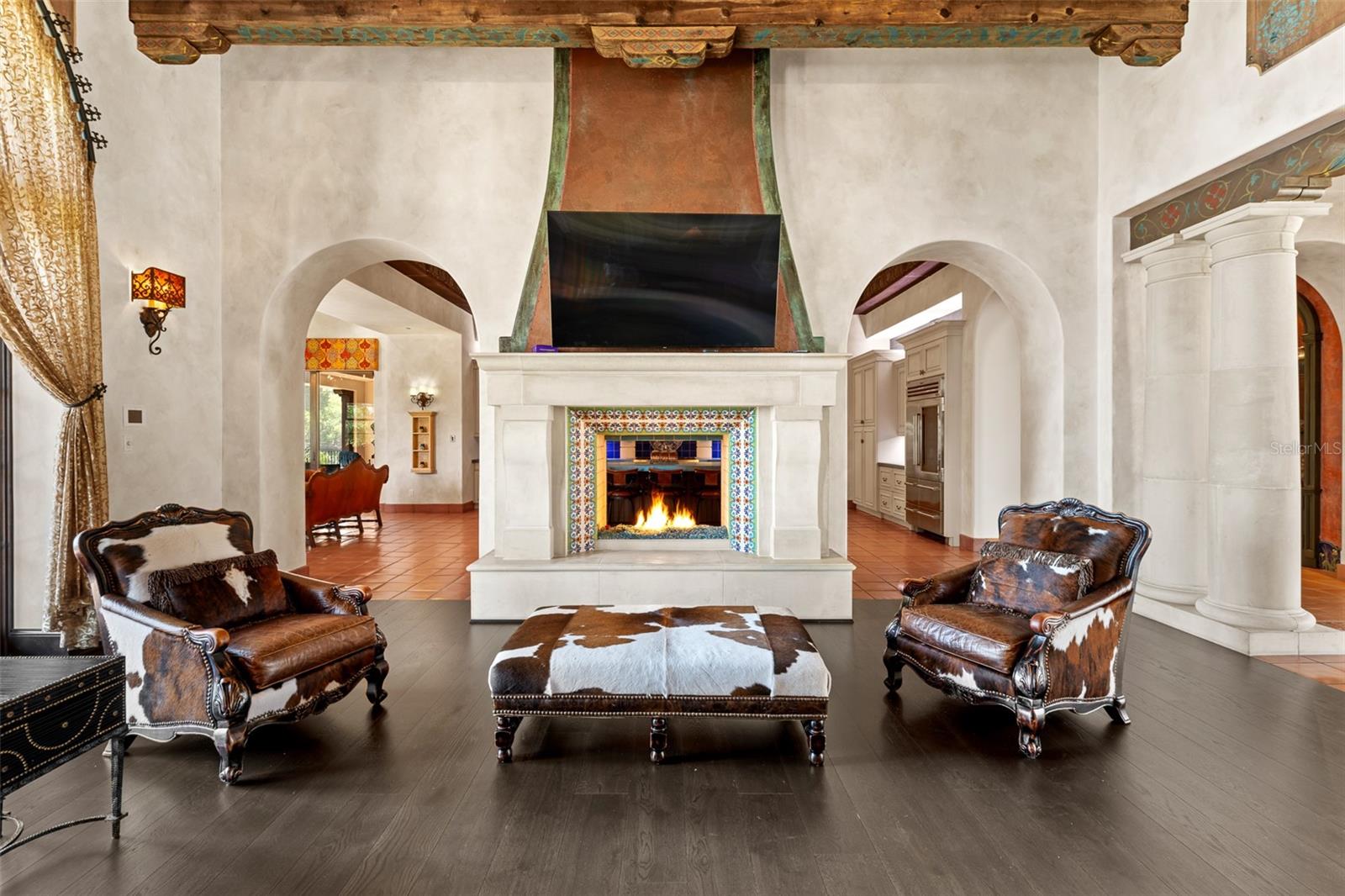 TB8379435 Property Photo