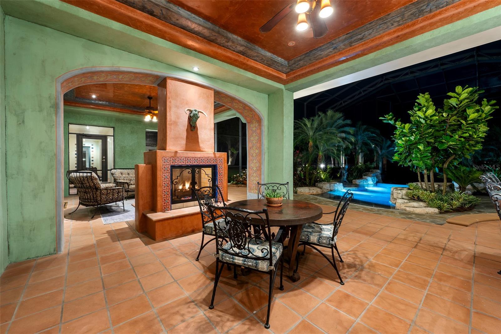 TB8379435 Property Photo