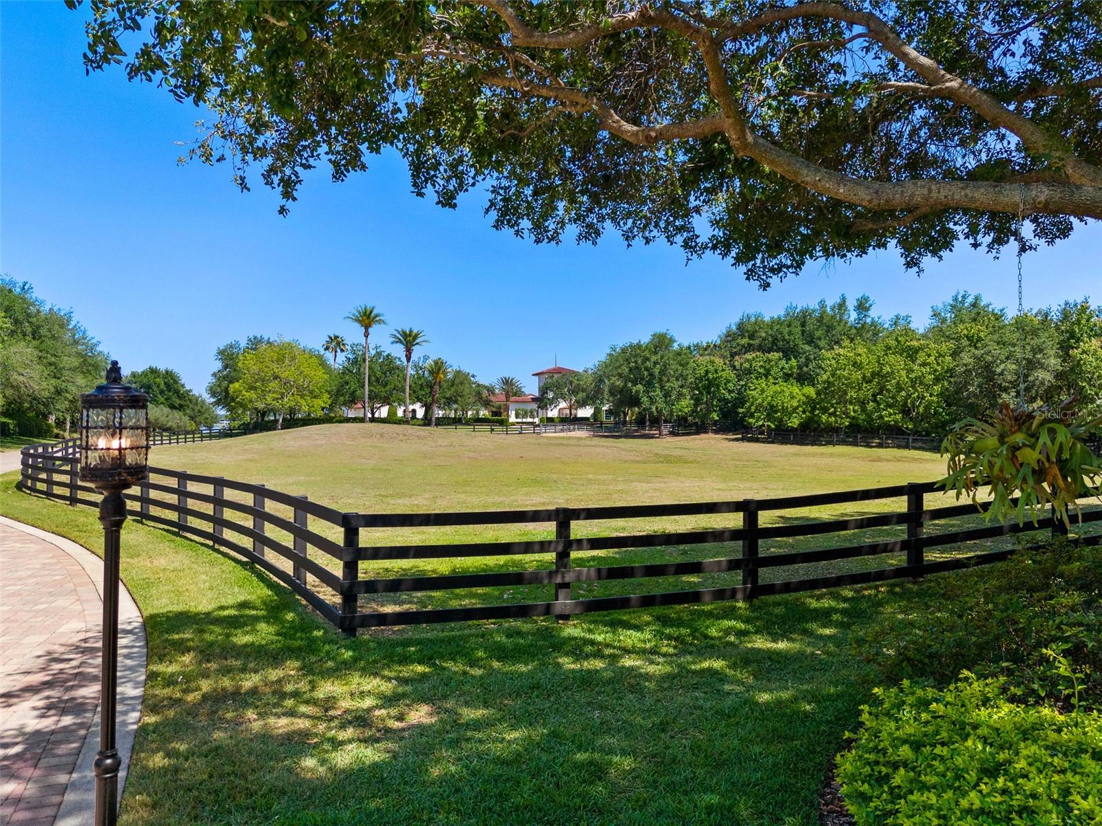 TB8379435 Property Photo