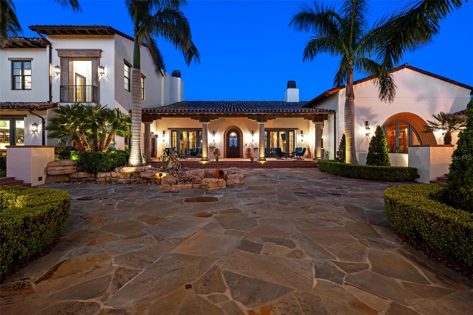 TB8379435 Property Photo