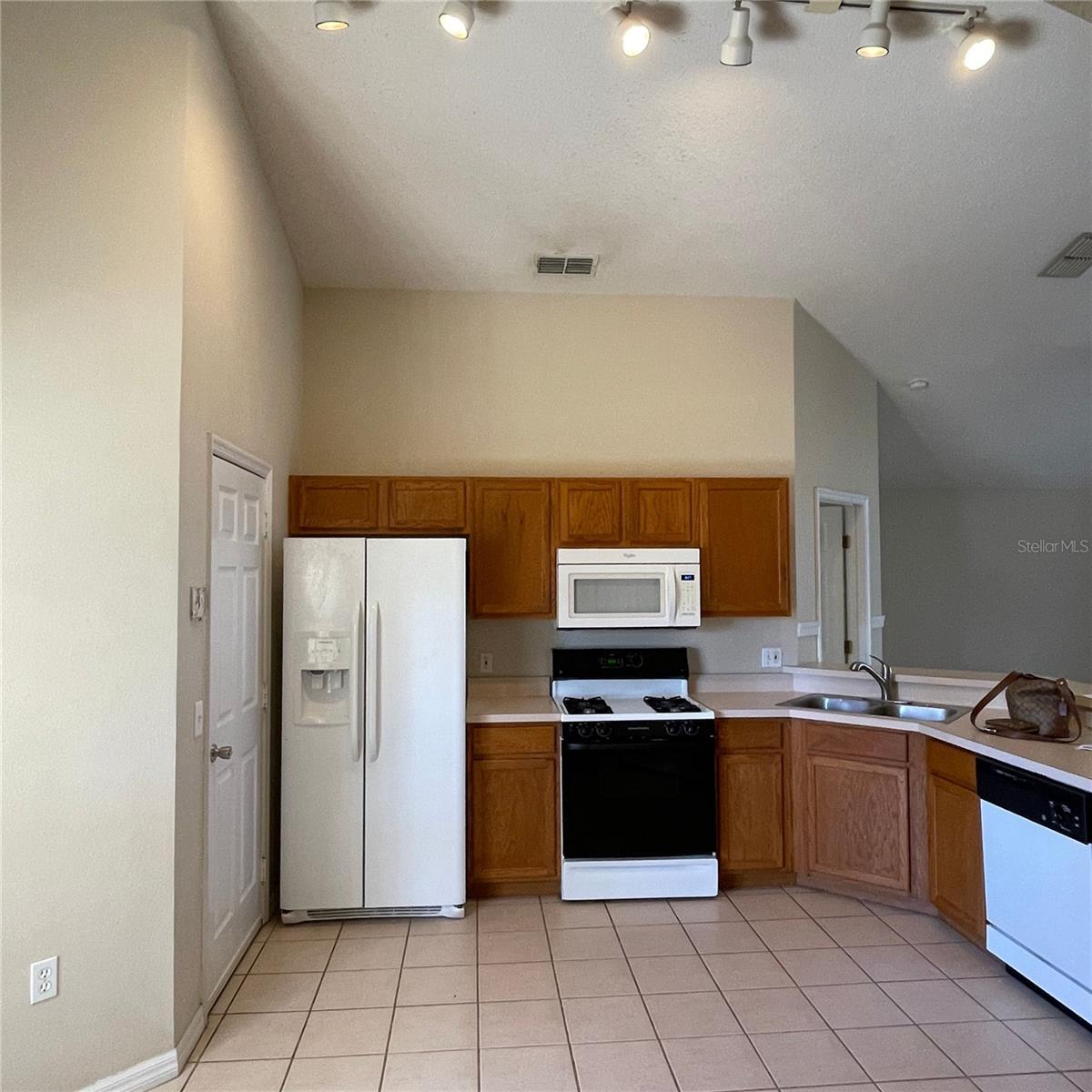 158 QUEEN MARY DR, DAVENPORT, FL, 33837