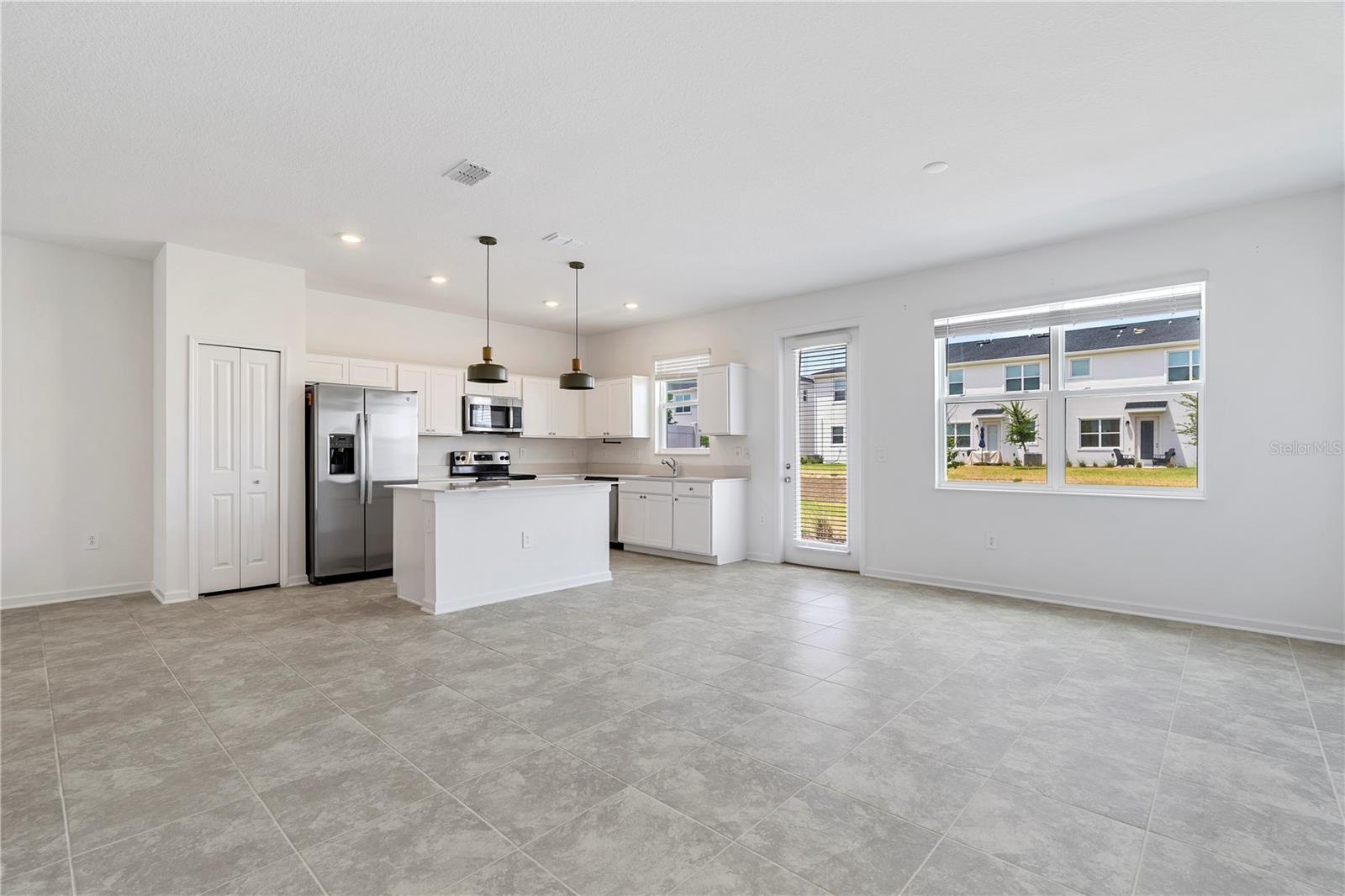 264 NINE IRON DR, DAVENPORT, FL, 33896