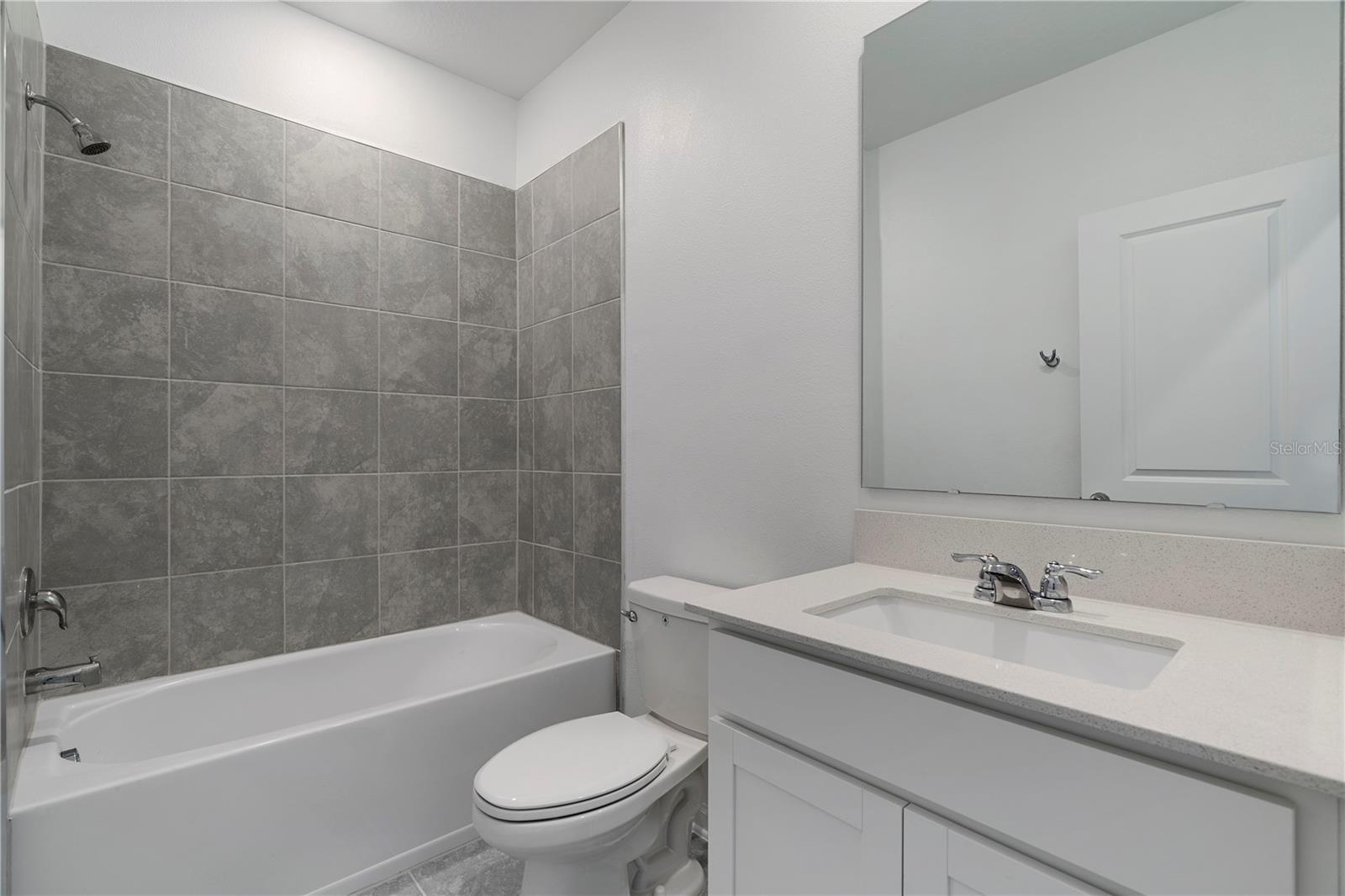 264 NINE IRON DR, DAVENPORT, FL, 33896