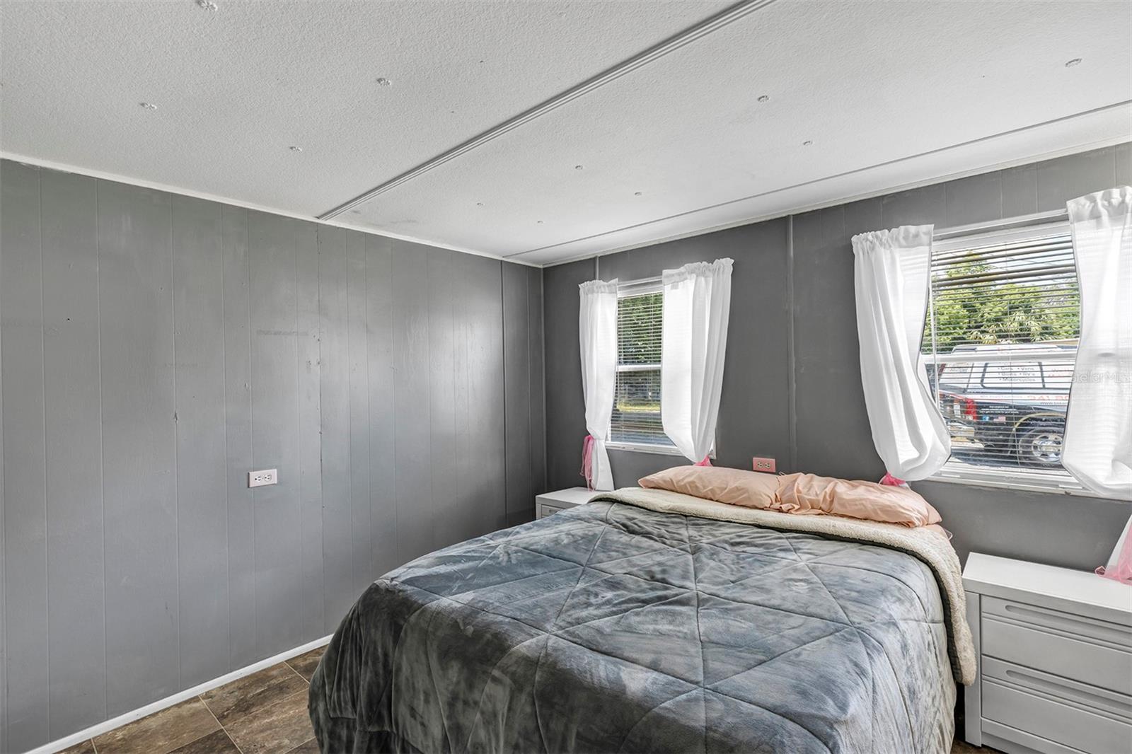 26132 FERN LN, ASTATULA, FL, 34705