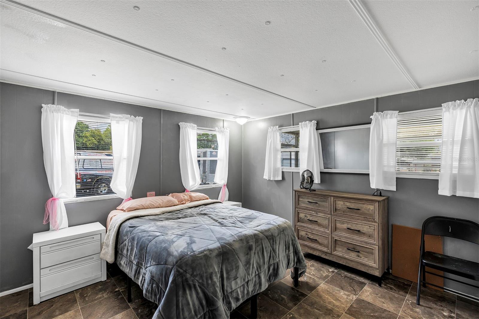 26132 FERN LN, ASTATULA, FL, 34705