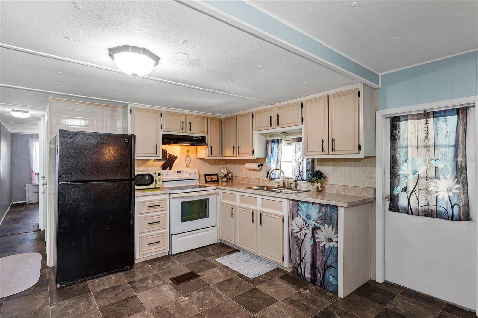 26132 FERN LN, ASTATULA, FL, 34705