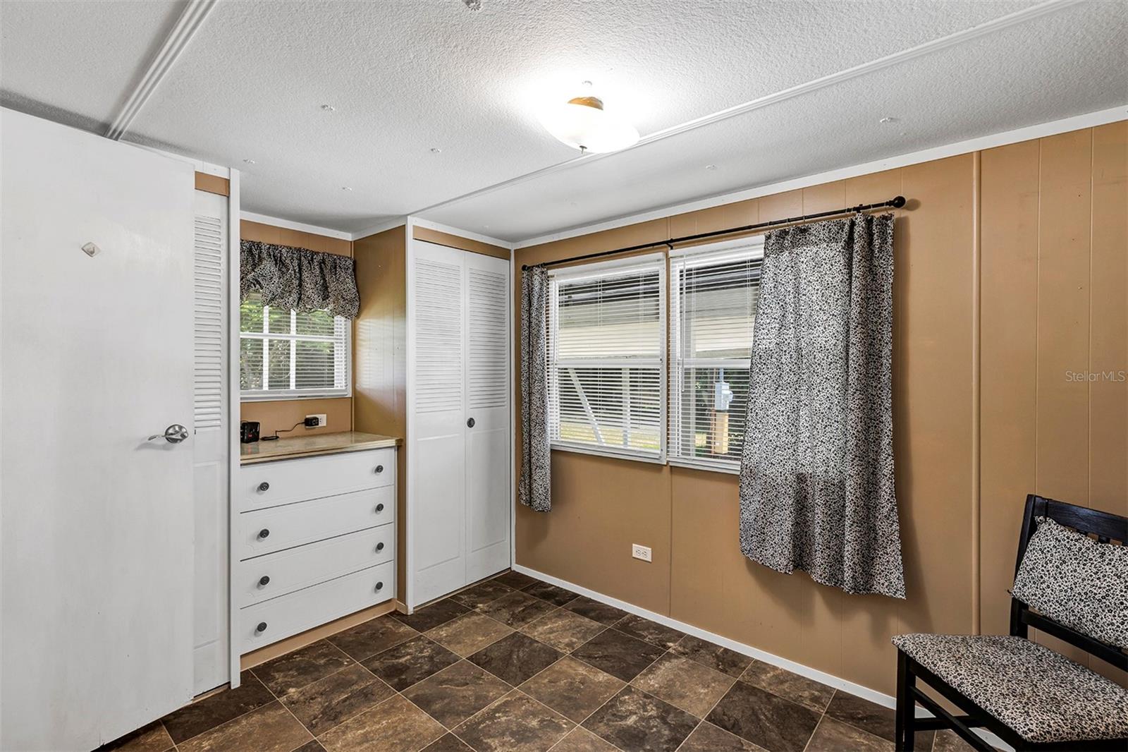 26132 FERN LN, ASTATULA, FL, 34705