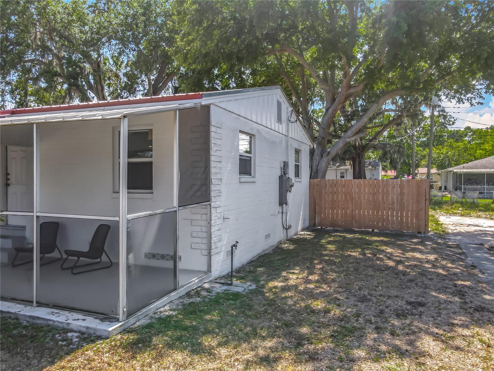 288 N SENECA ST, DAYTONA BEACH, FL, 32114