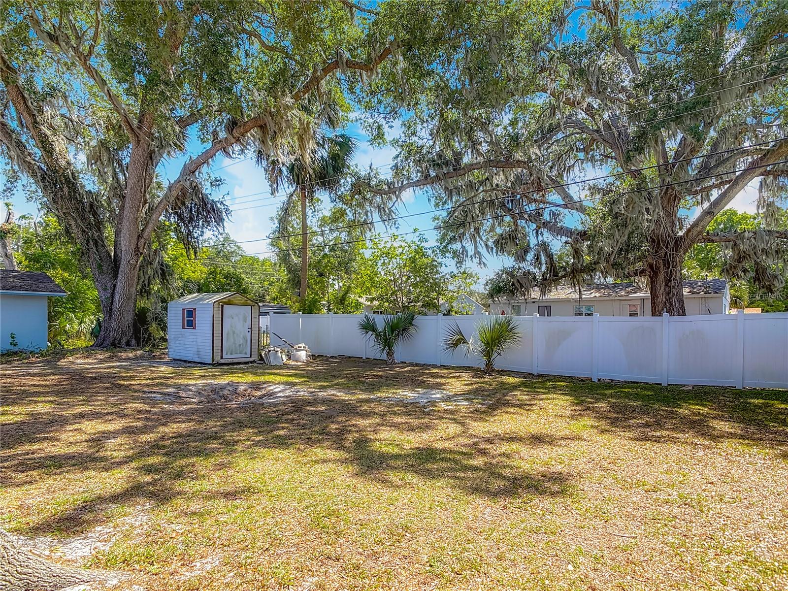 288 N SENECA ST, DAYTONA BEACH, FL, 32114