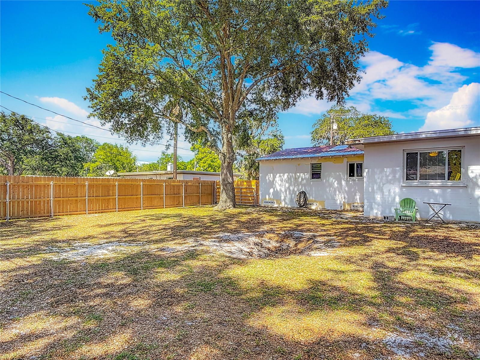 288 N SENECA ST, DAYTONA BEACH, FL, 32114