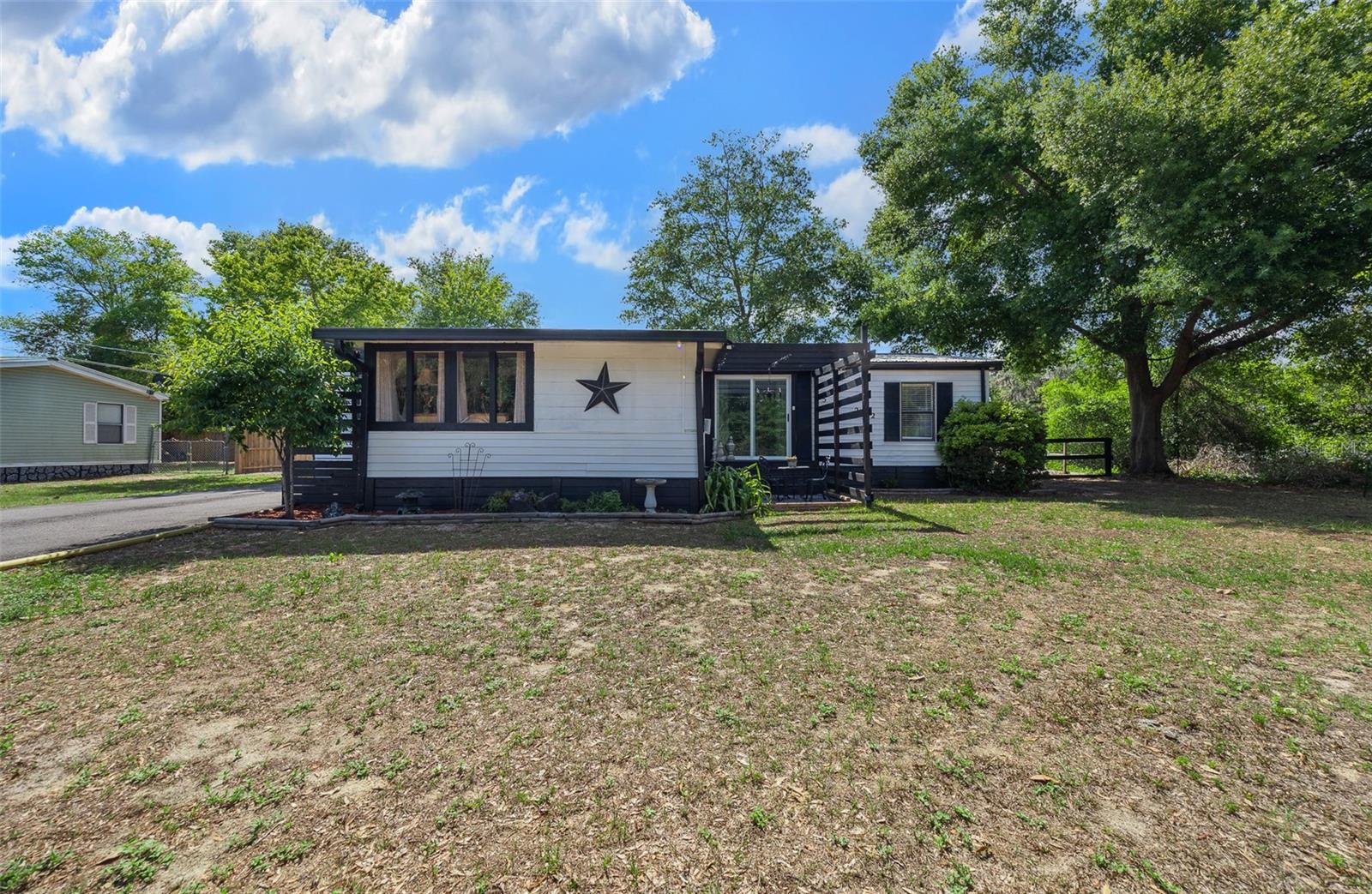 5322 SE 183RD AVENUE RD, OCKLAWAHA, FL, 32179