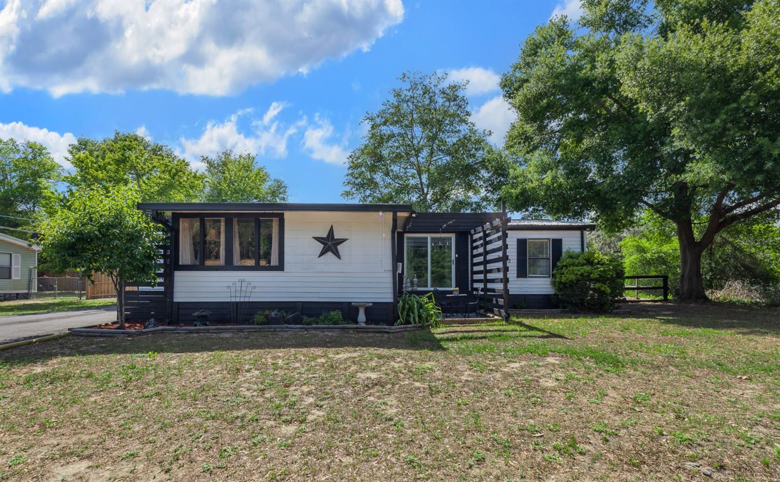 5322 SE 183RD AVENUE RD, OCKLAWAHA, FL, 32179