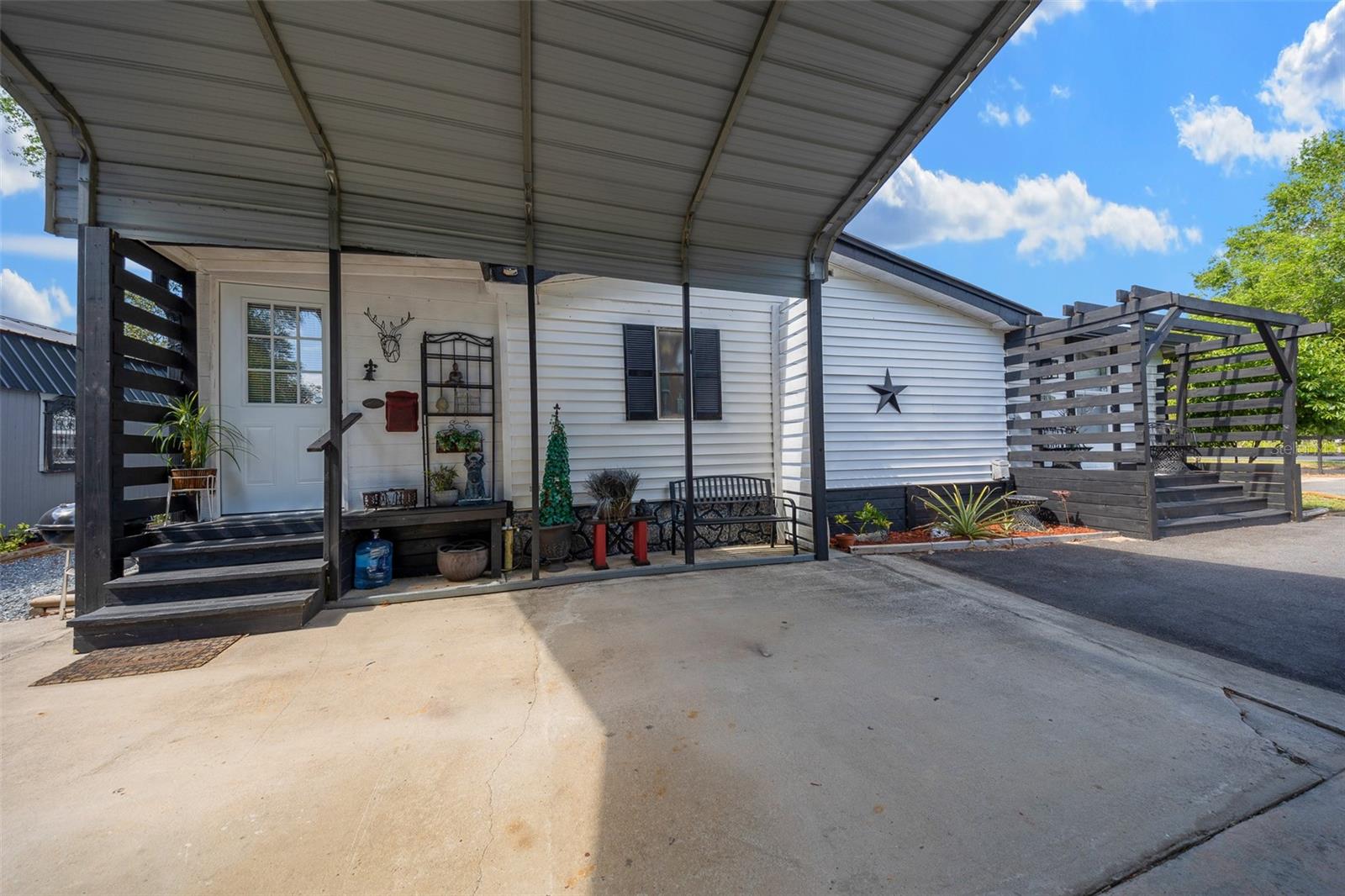 5322 SE 183RD AVENUE RD, OCKLAWAHA, FL, 32179