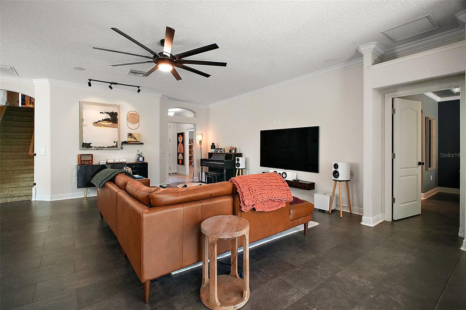 1893 BANNING BEACH RD, TAVARES, FL, 32778