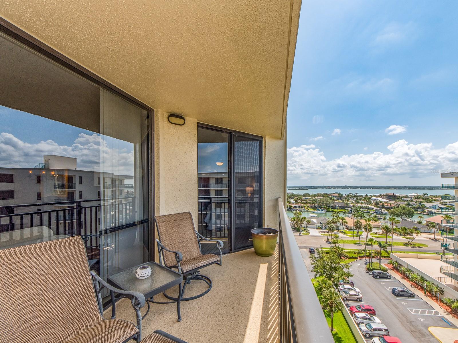 690 ISLAND WAY #1011, CLEARWATER BEACH, FL, 33767