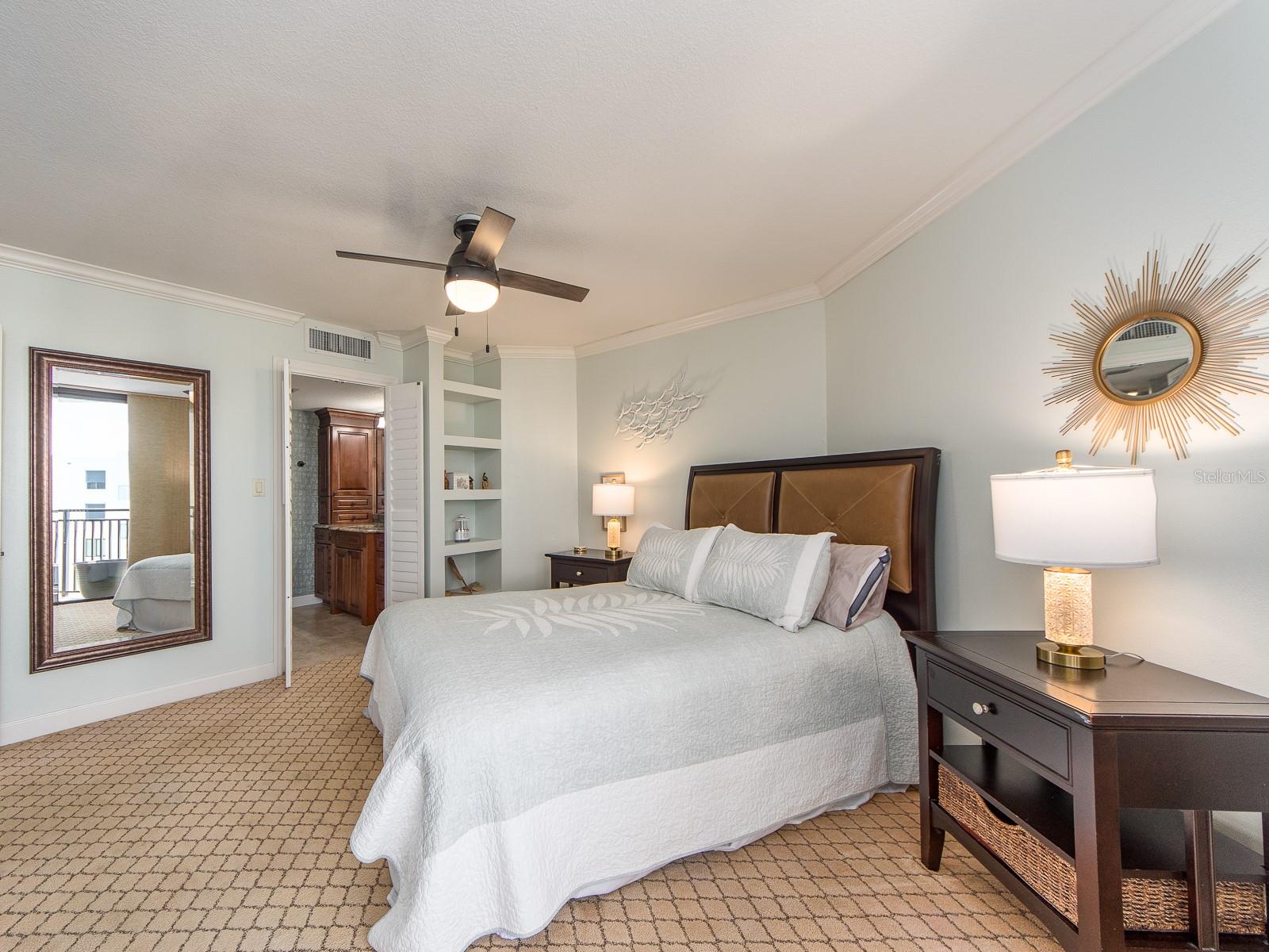 690 ISLAND WAY #1011, CLEARWATER BEACH, FL, 33767