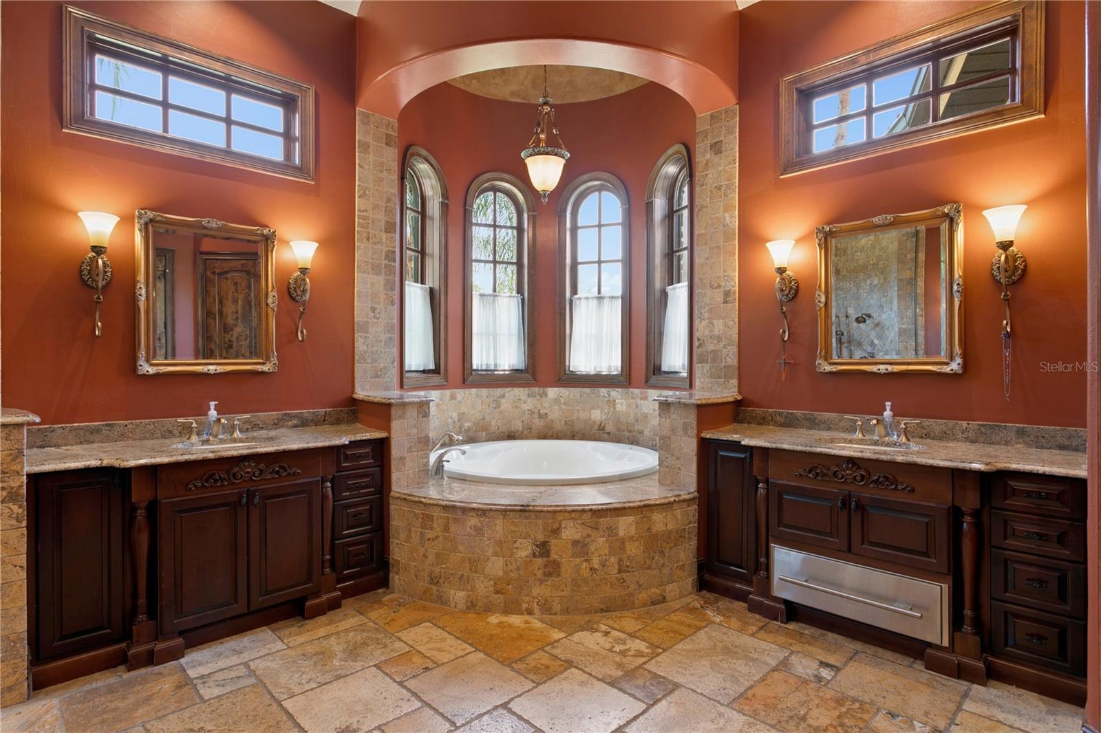 TB8379522 Property Photo