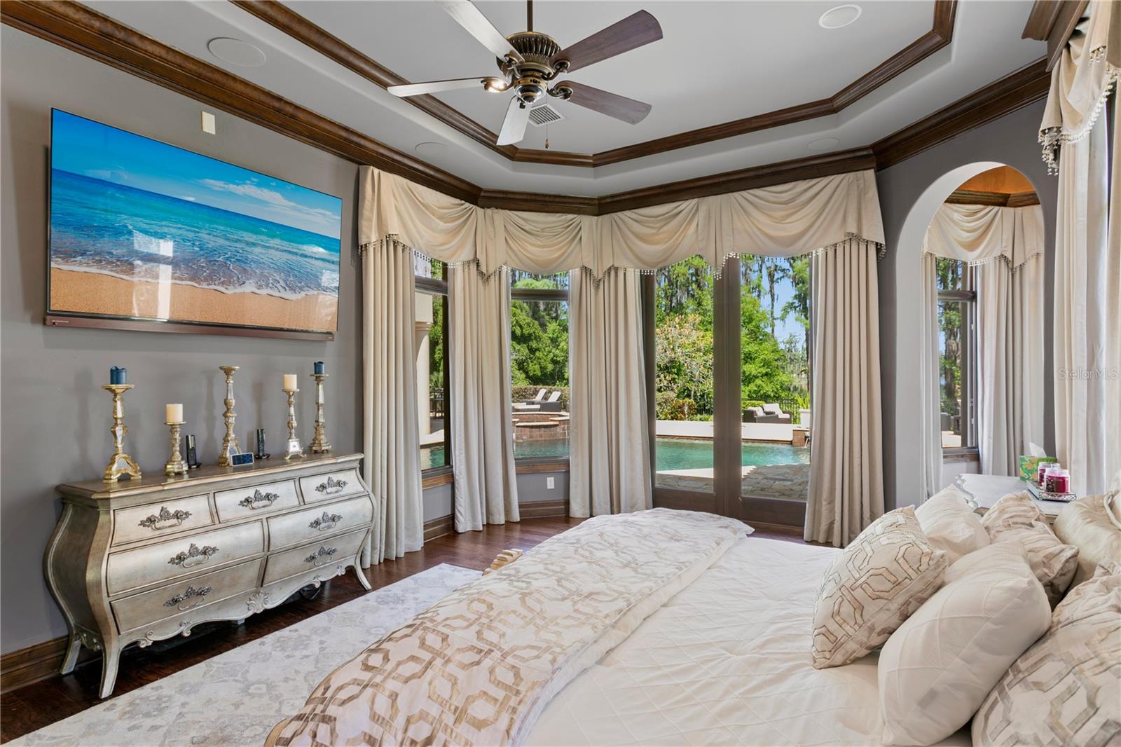 TB8379522 Property Photo