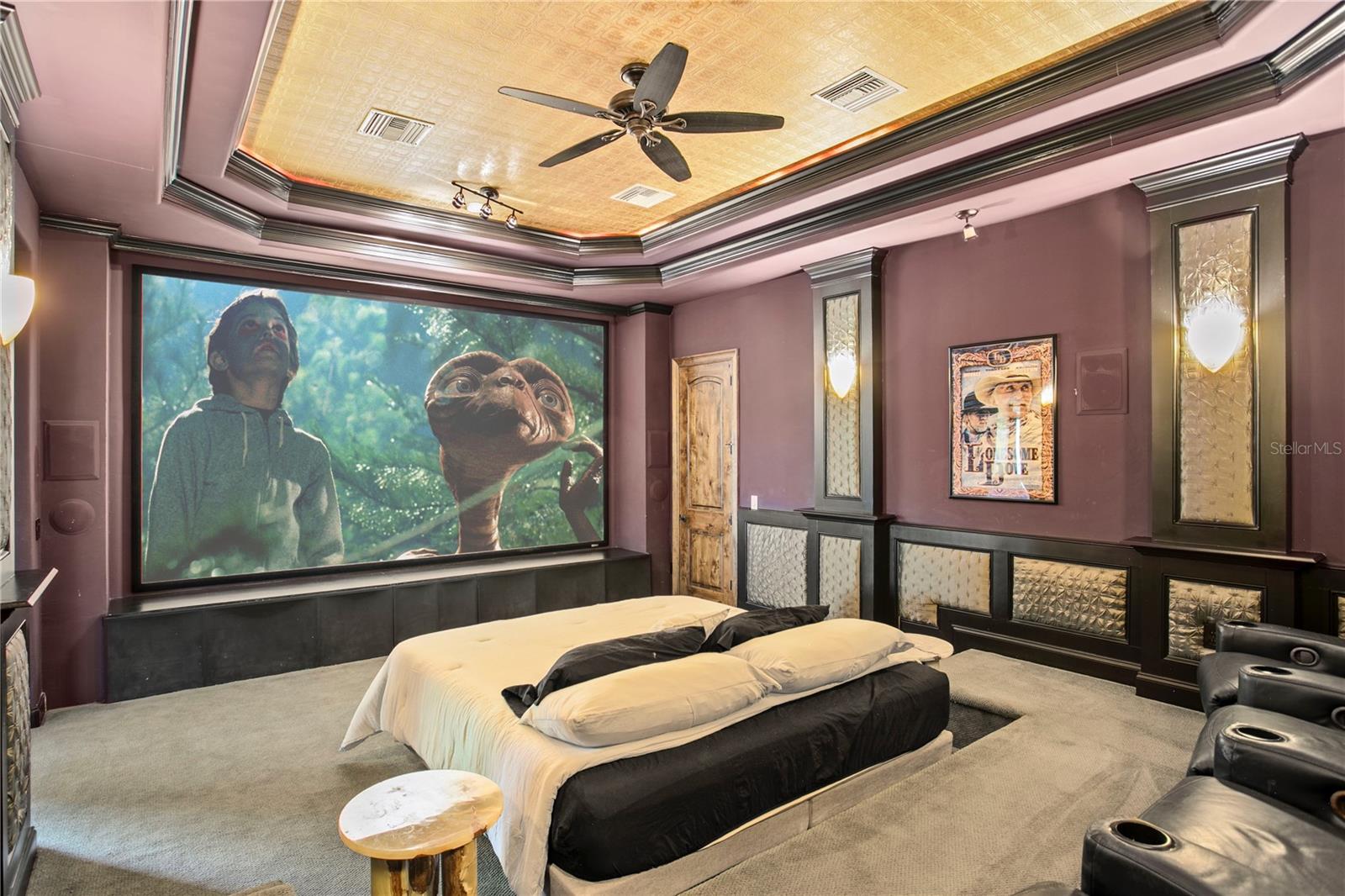 TB8379522 Property Photo