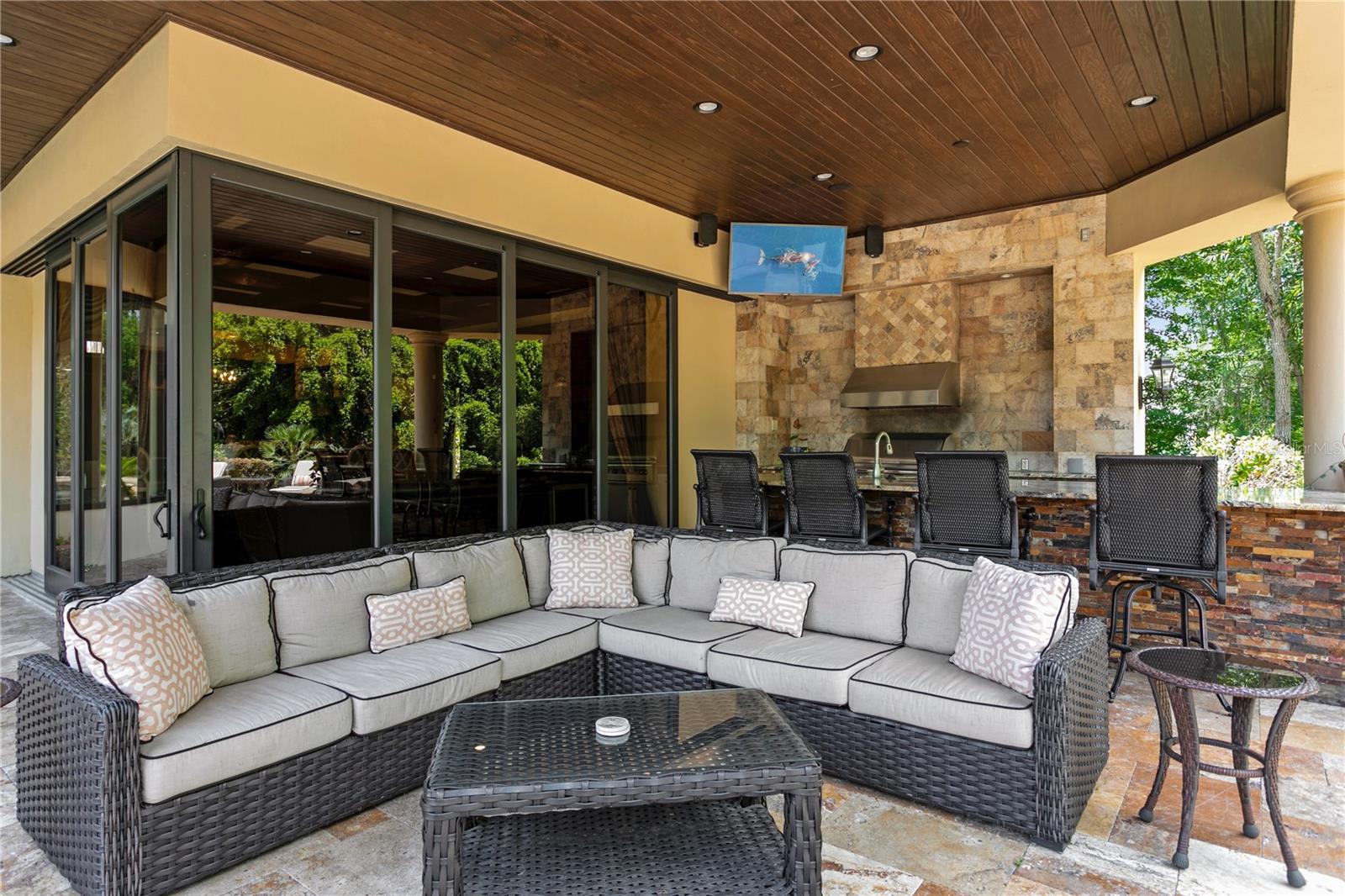 TB8379522 Property Photo