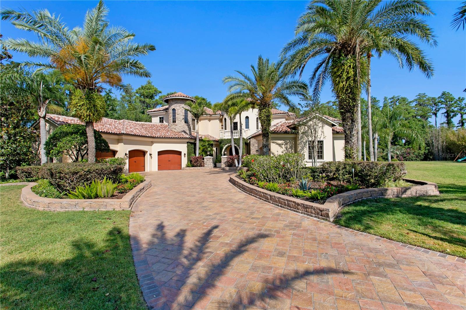 TB8379522 Property Photo