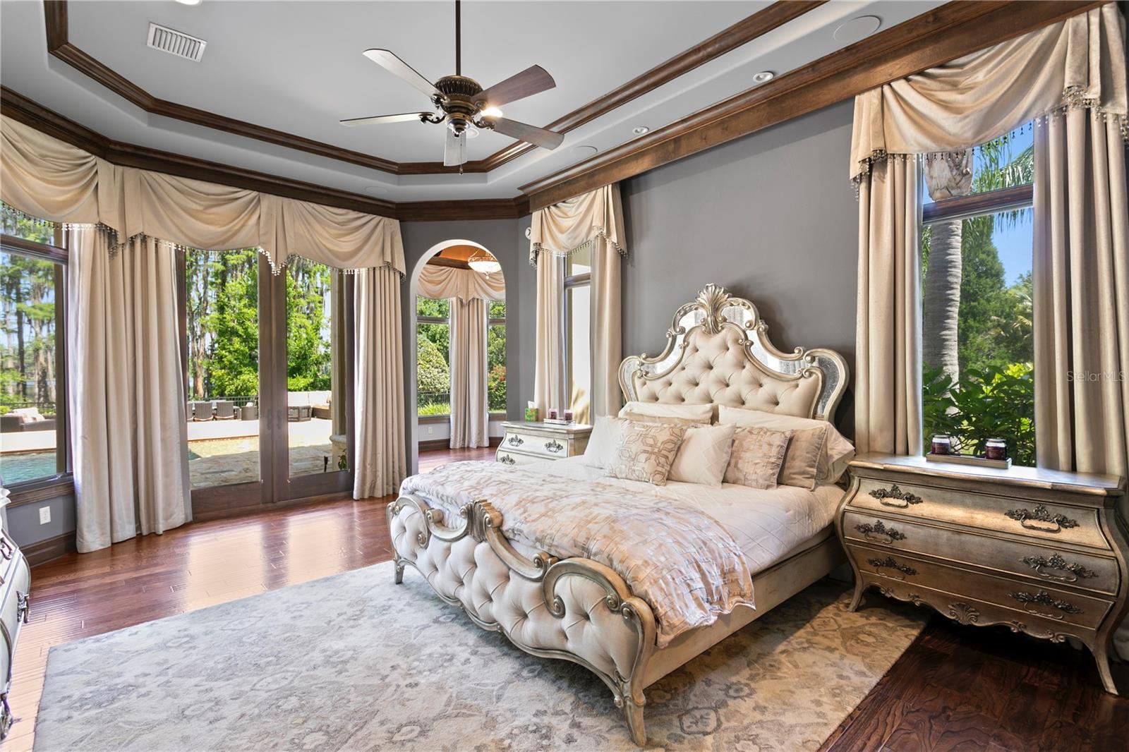 TB8379522 Property Photo